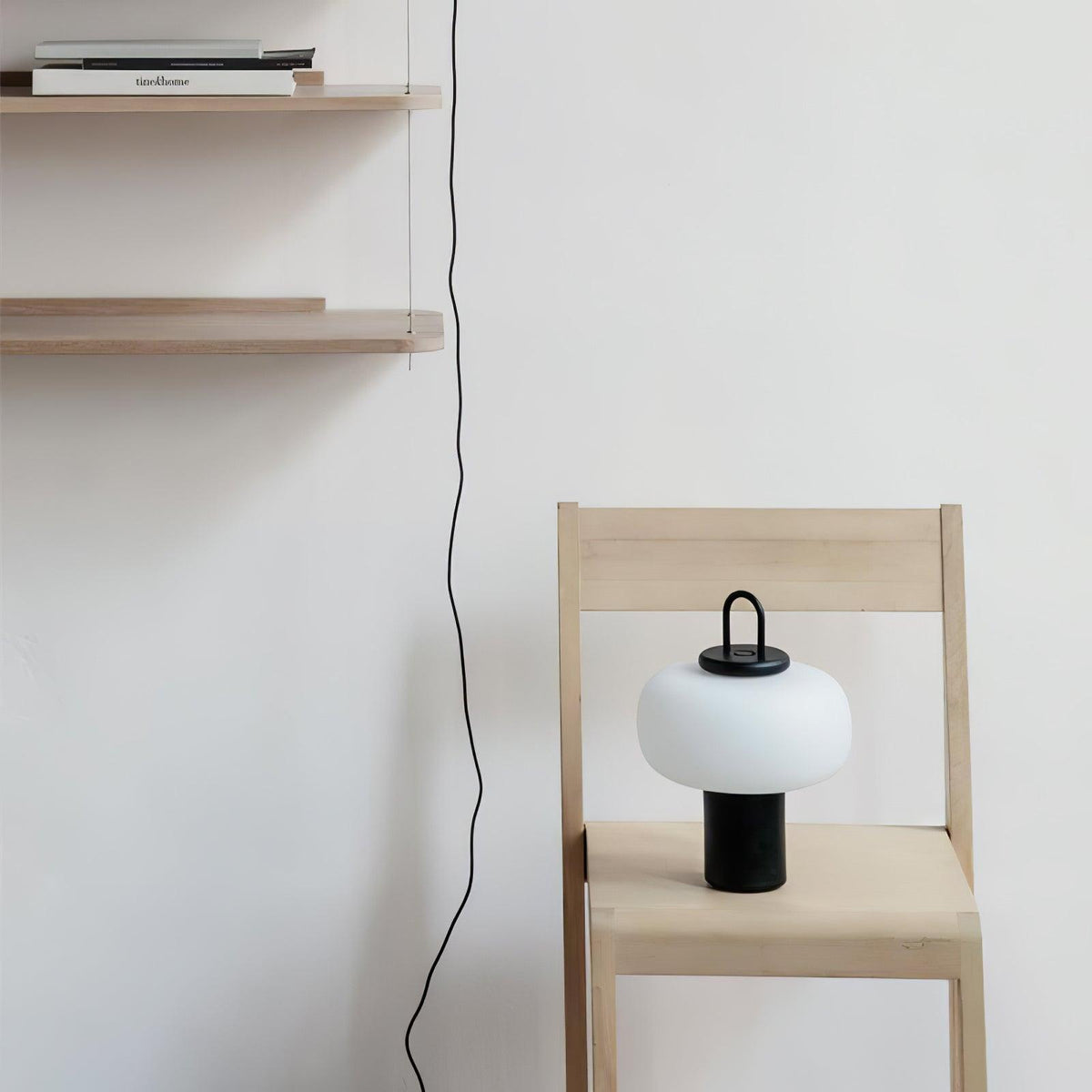 Reveny lámpara de mesa minimalista