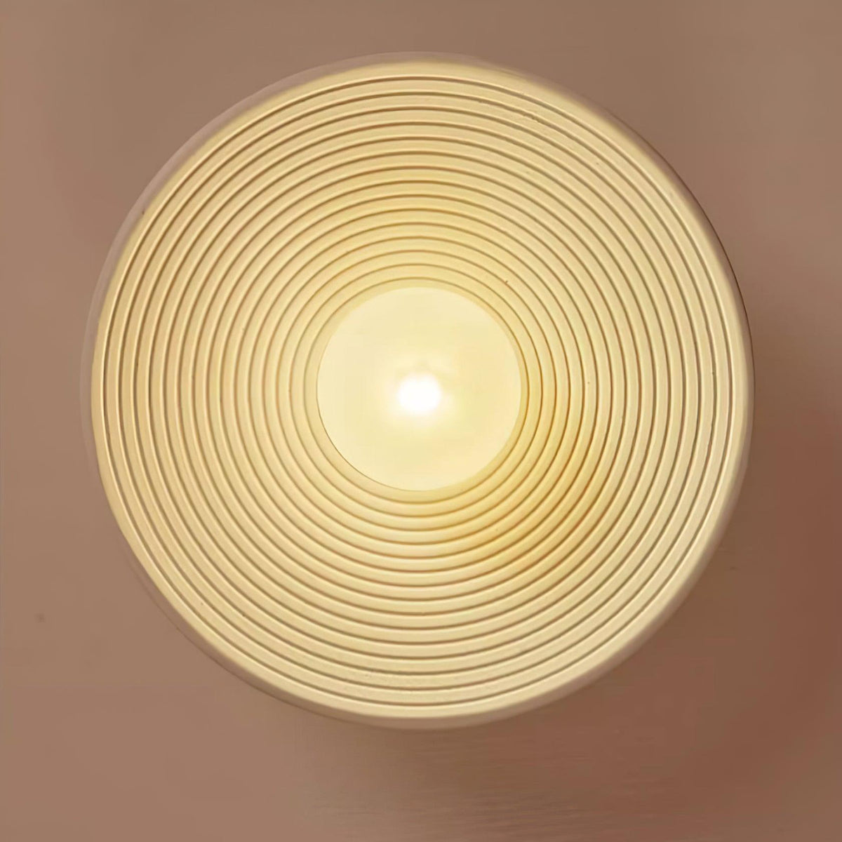 Zira plafón de madera con globo redondo