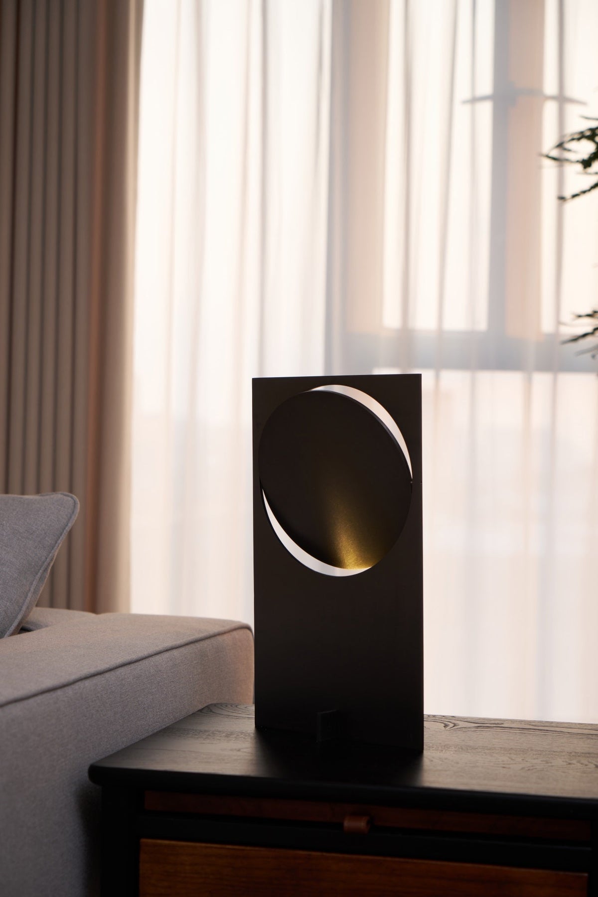 Sixor lámpara de mesa Steel futurista