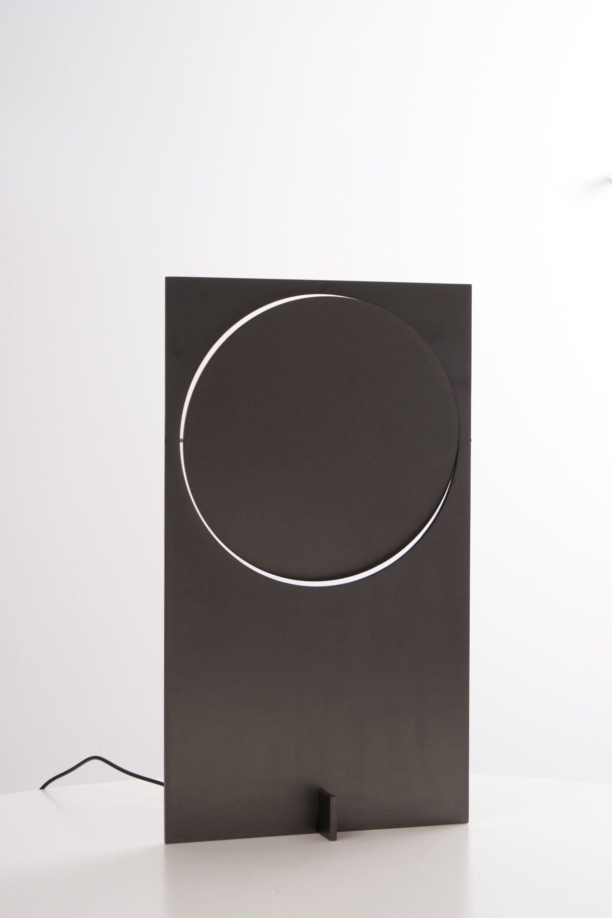 Sixor lámpara de mesa Steel futurista
