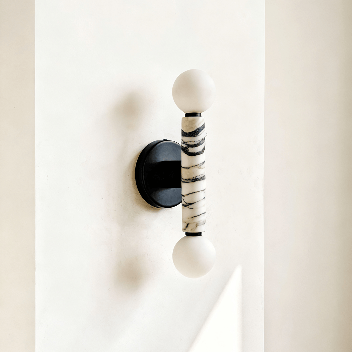 Oreleaine aplique de pared Orb
