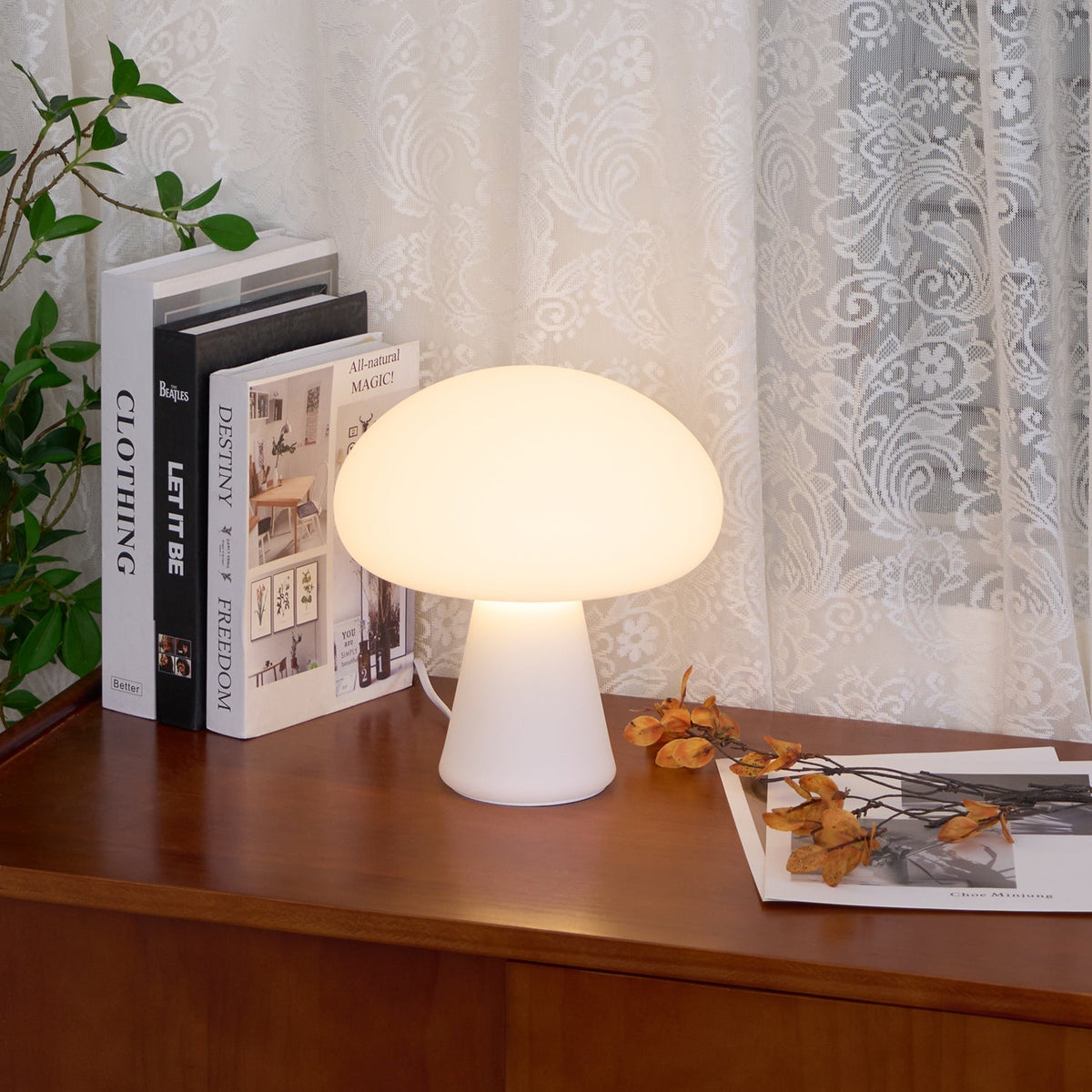 Ombra lámpara de mesa con vidrio whimsical