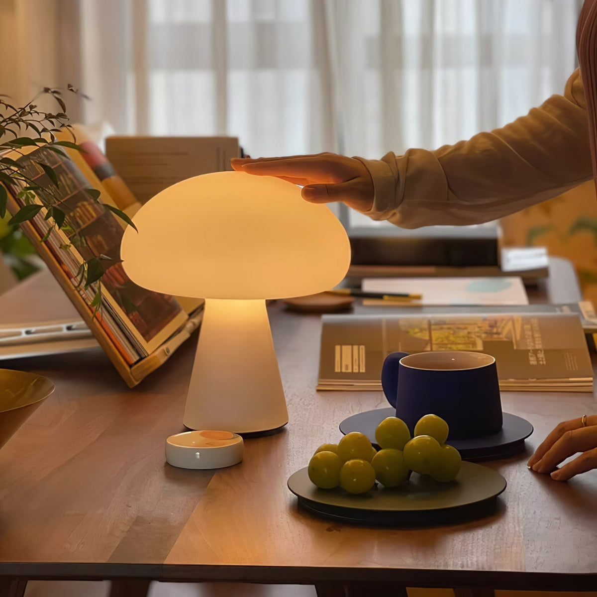 Ombra lámpara de mesa con vidrio whimsical