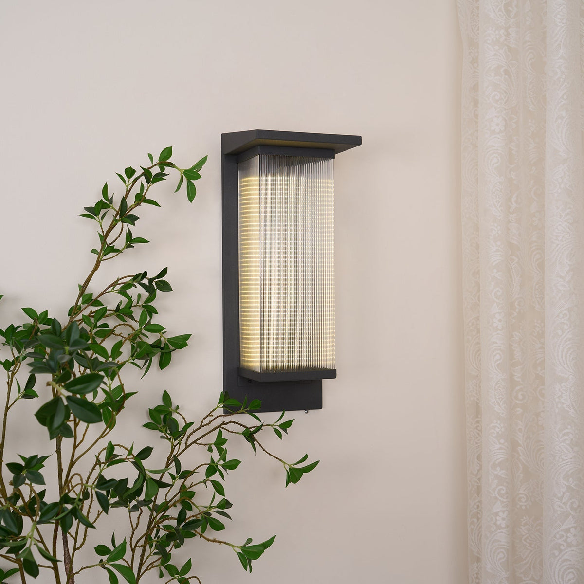 Corvian Dependable Única Caja Solar aplique de pared de Pared