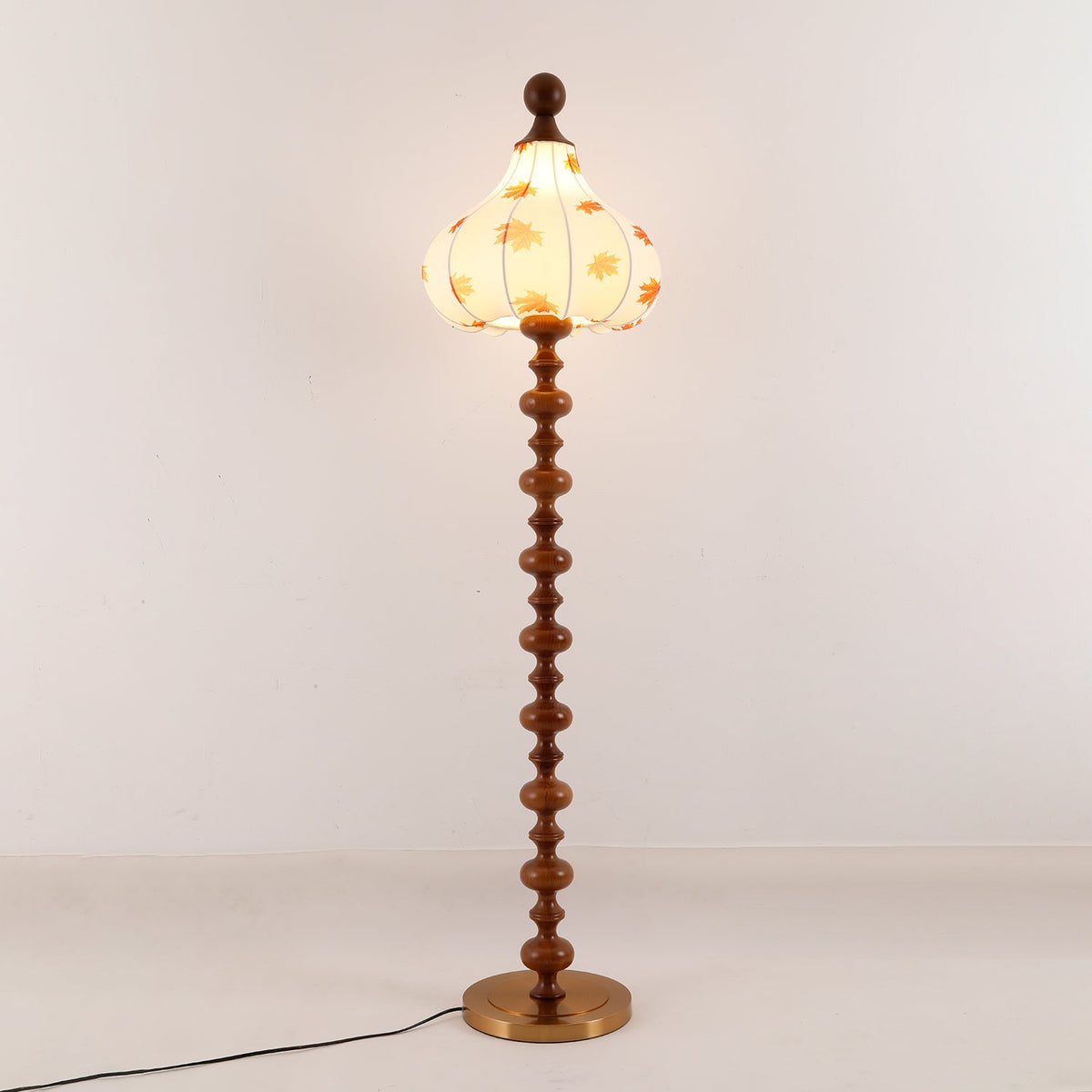 Qrathen lámpara de pie de madera y tejido