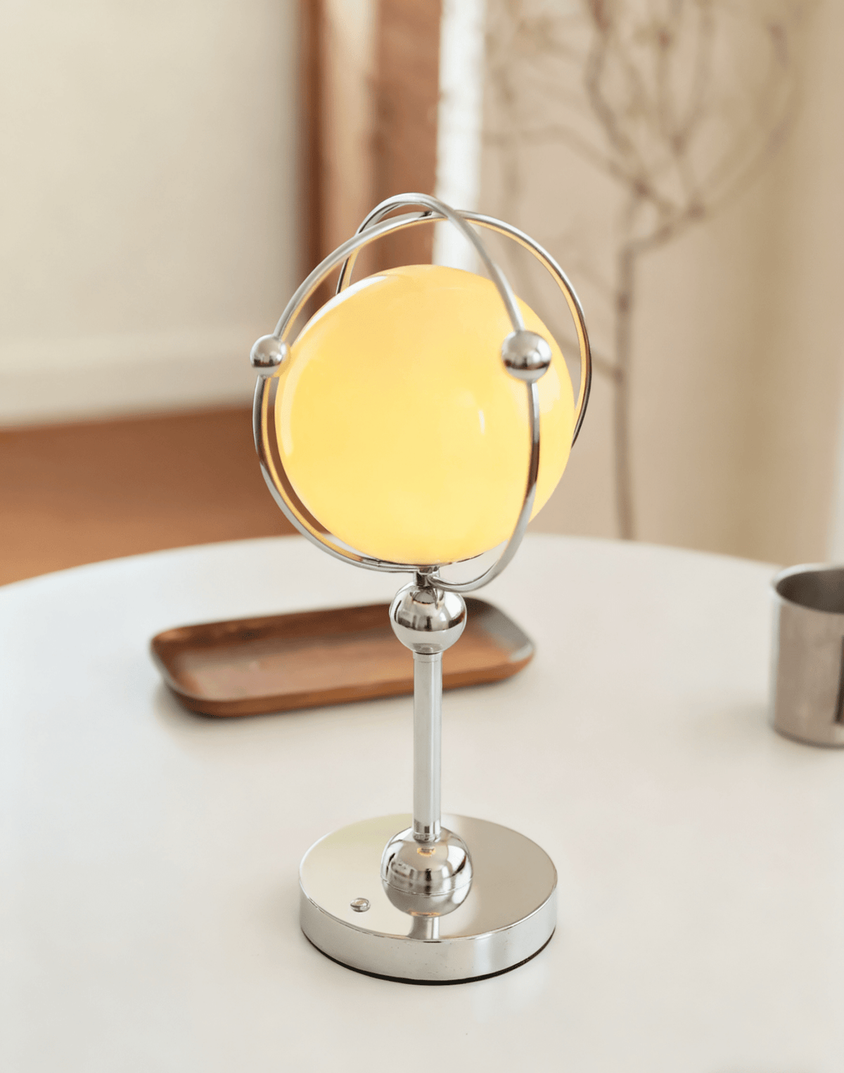 Norarira lámpara de mesa Orb Cage