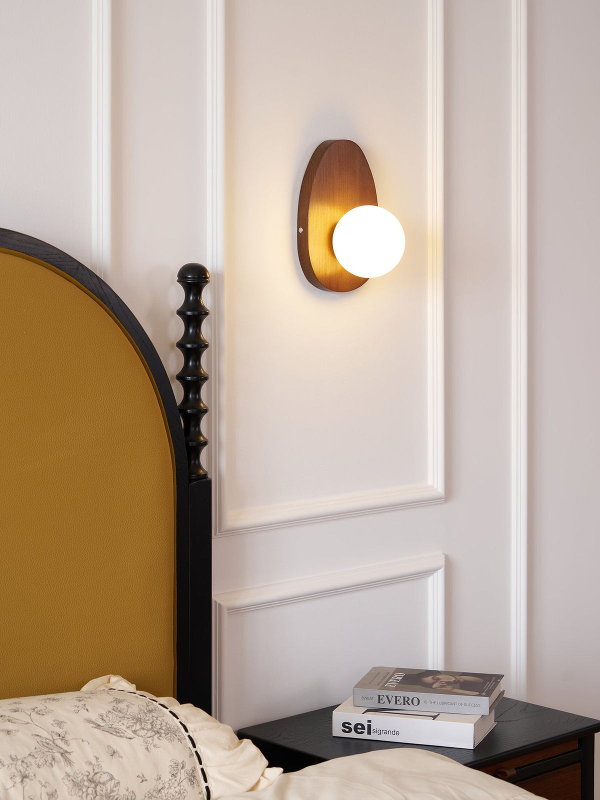 Nylaeiel aplique de pared de estilo nórdico con casquillo de enchufe en madera de nogal y vidrio enchufable