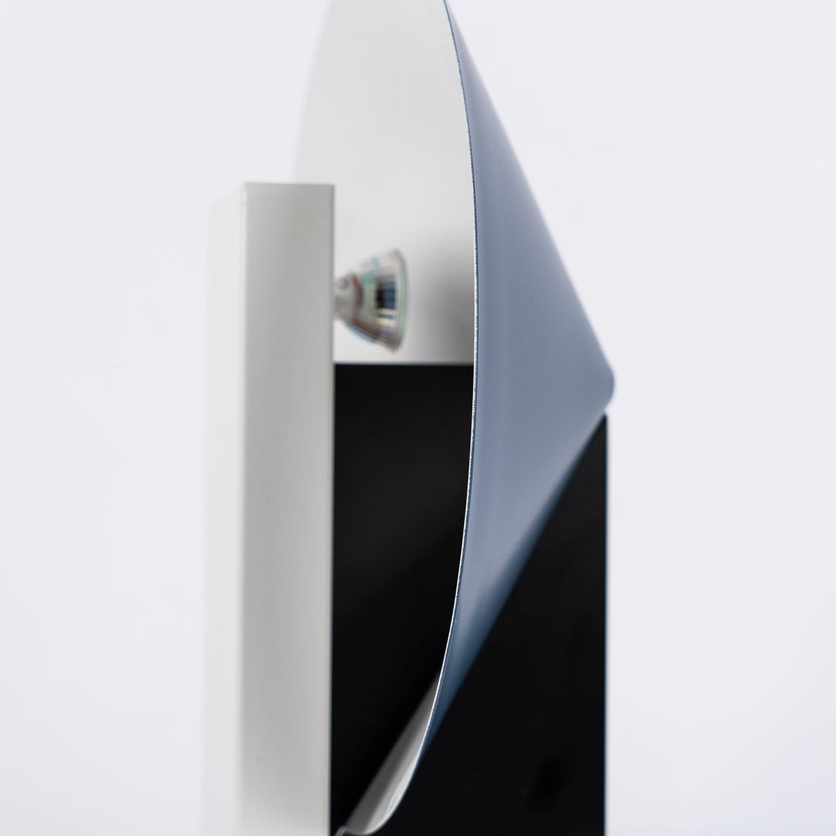 Cis lámpara de mesa minimalista