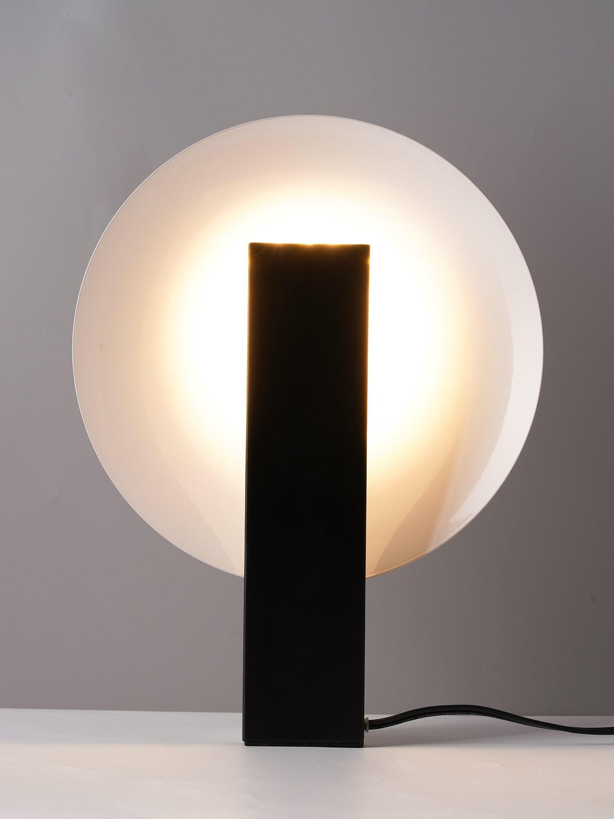 Cis lámpara de mesa minimalista
