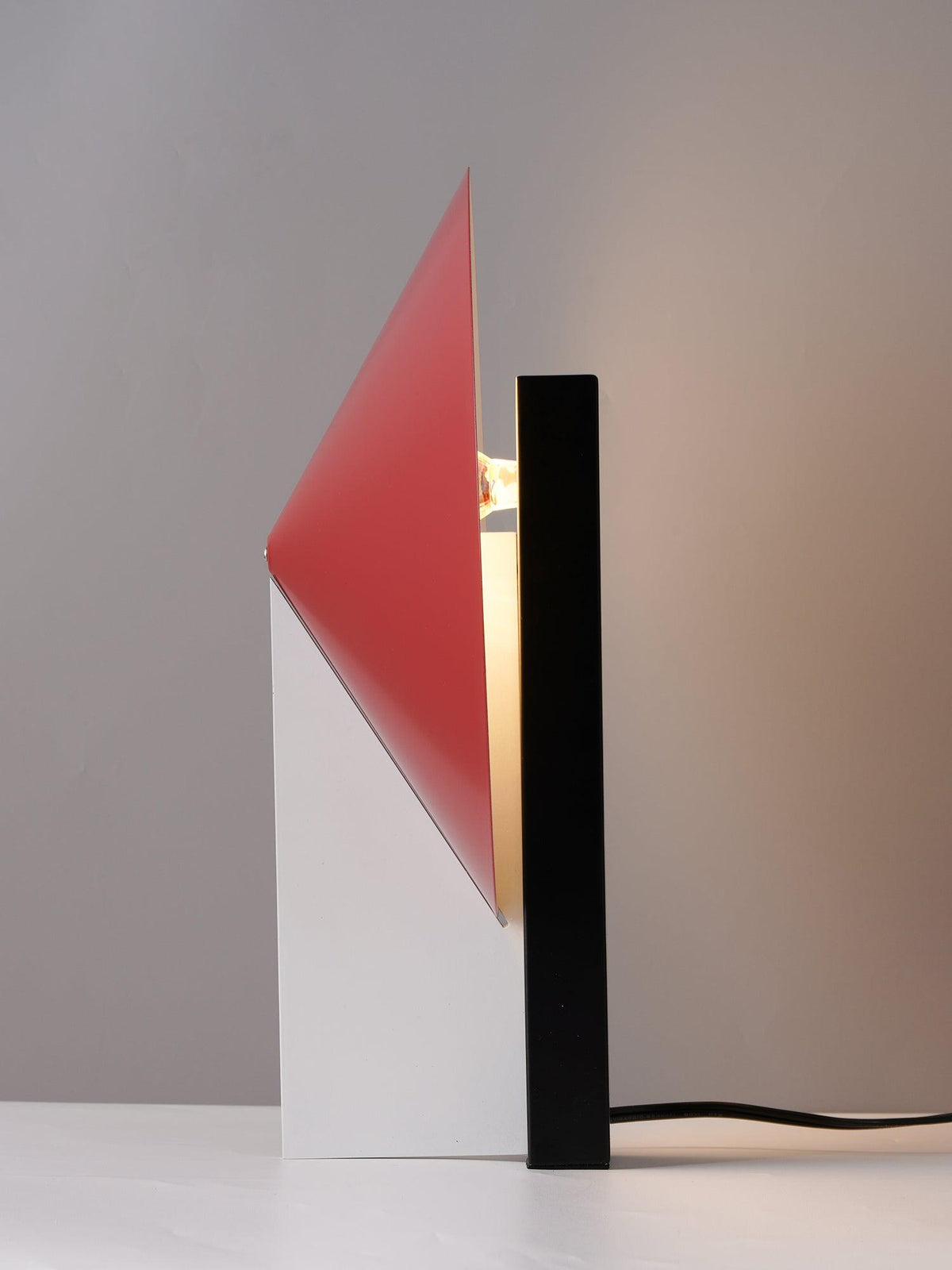 Cis lámpara de mesa minimalista