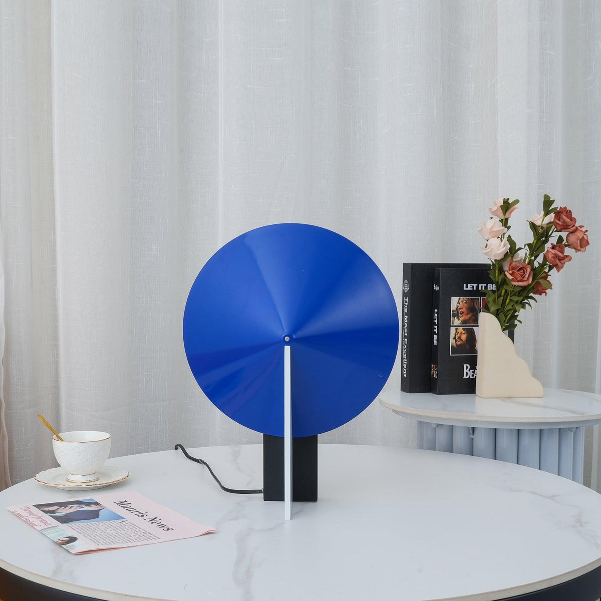 Cis lámpara de mesa minimalista