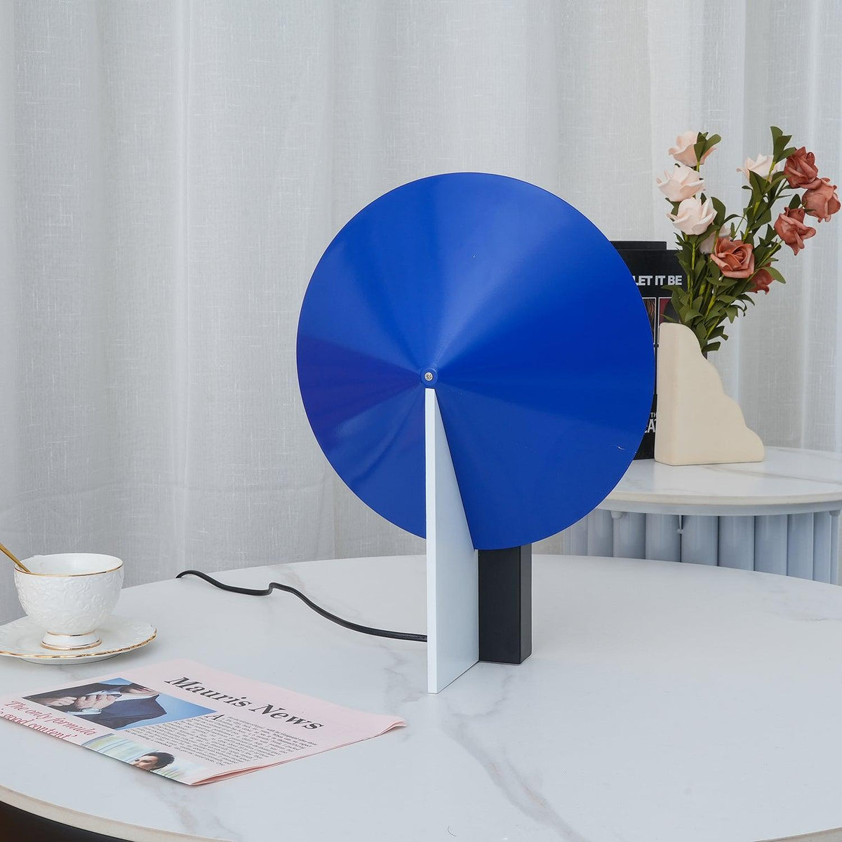Cis lámpara de mesa minimalista