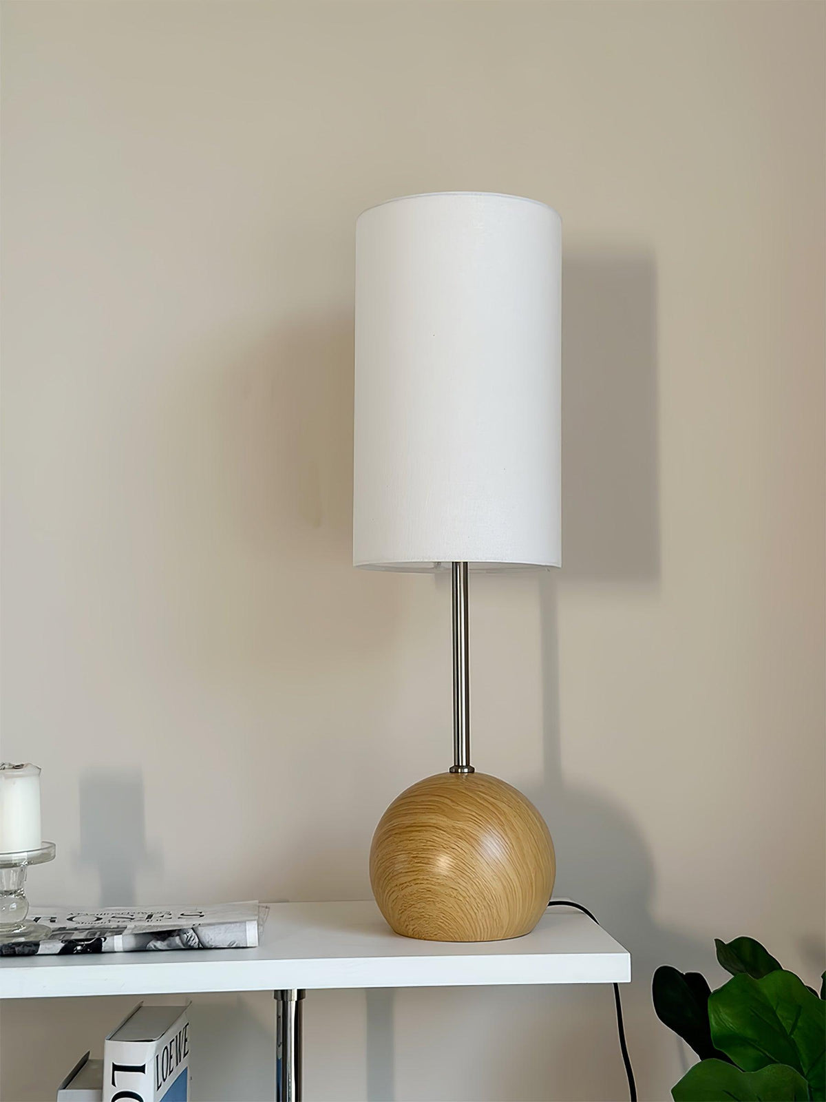 Sylivira lámpara de mesa de madera con esfera