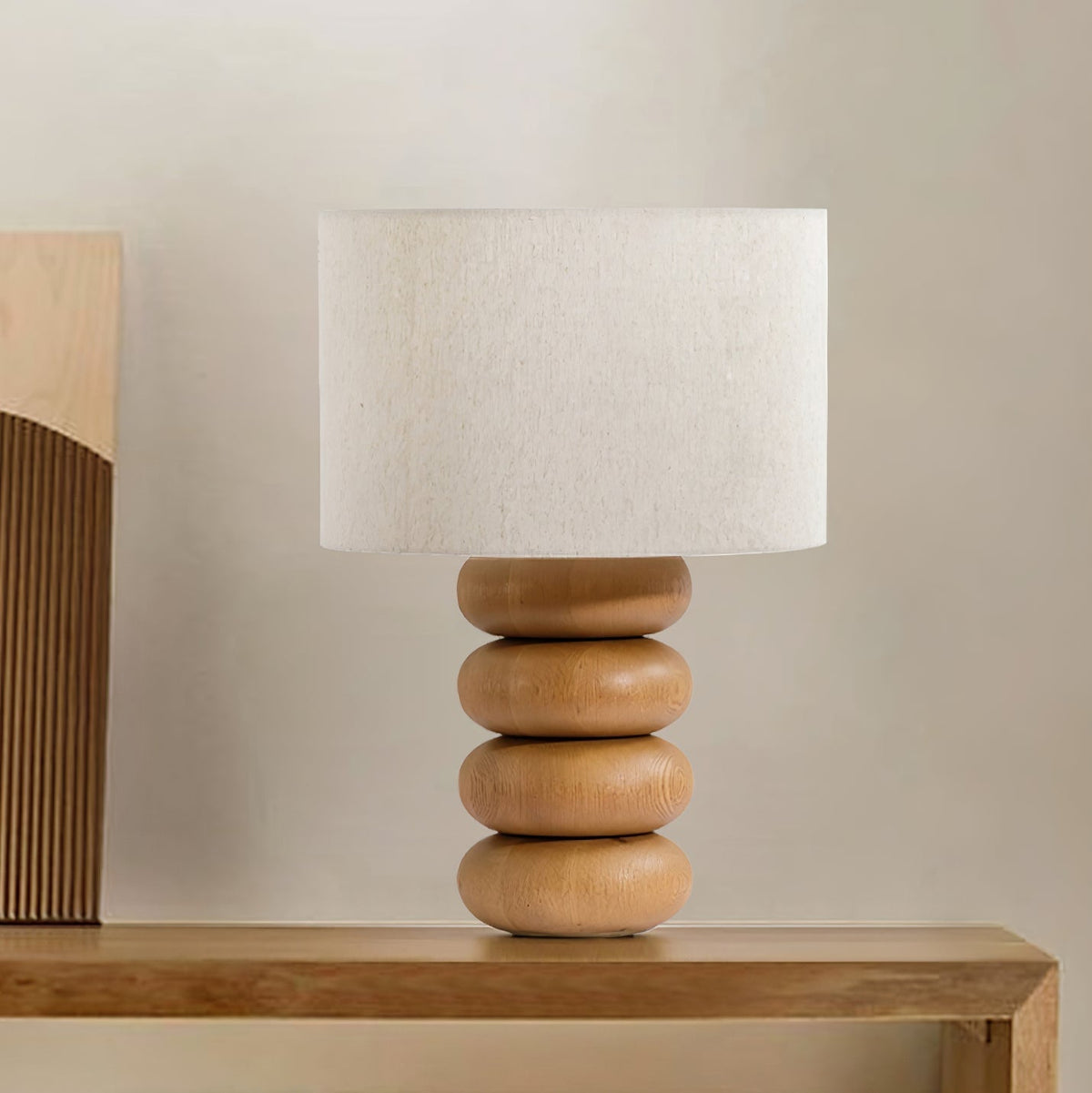 Lild lámpara de mesa de madera y tejido