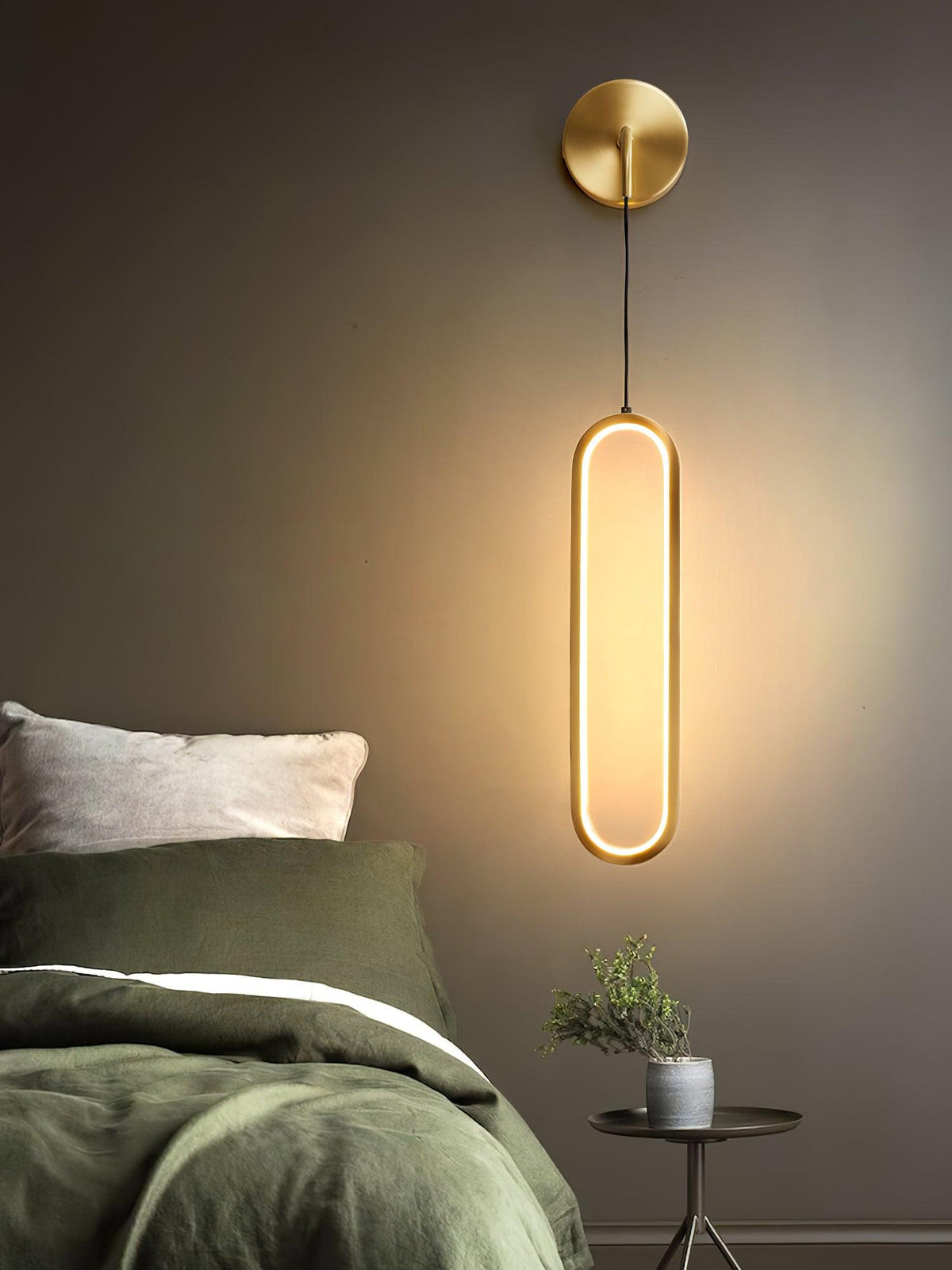Solisenne aplique de pared LED de latón