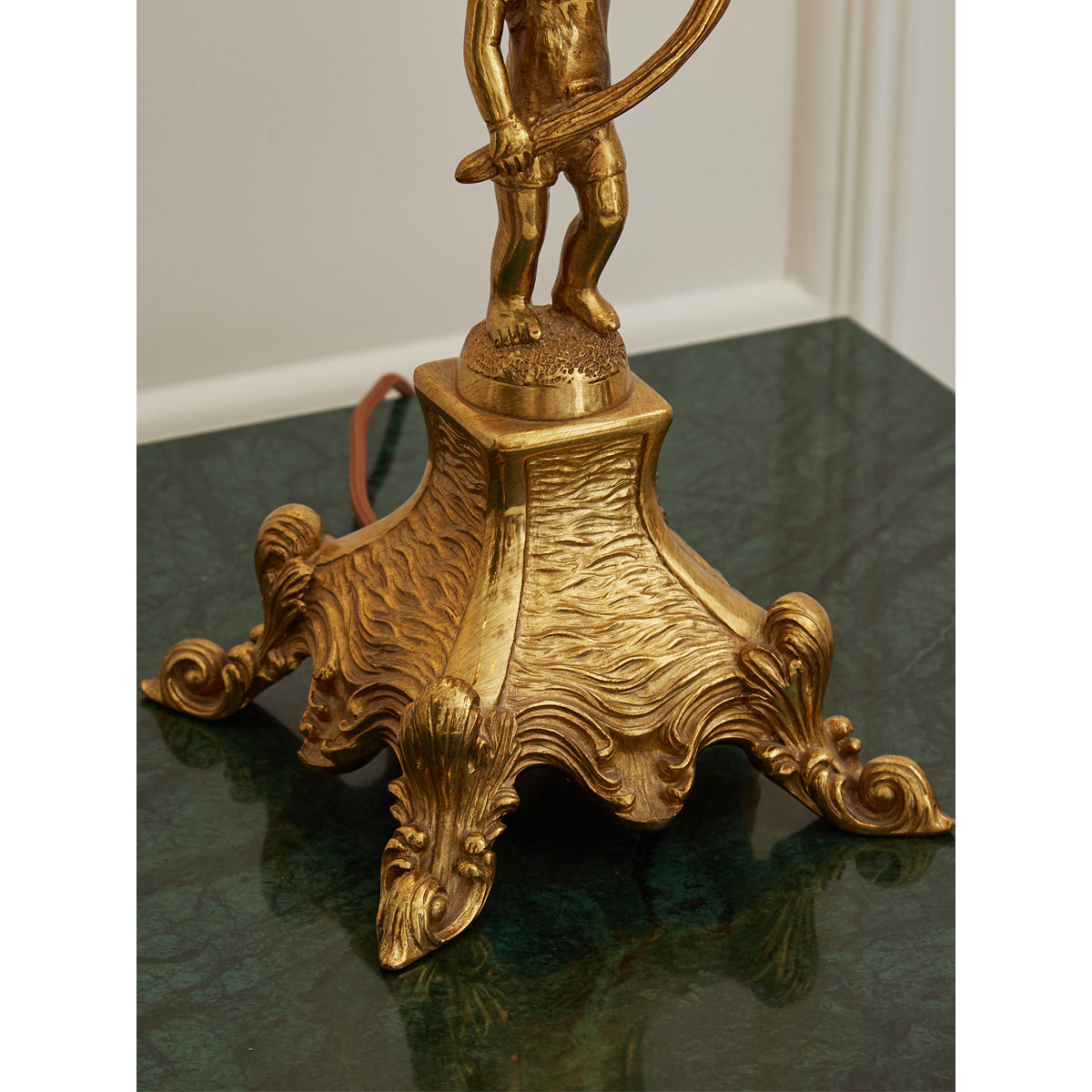 Cupid lámpara de mesa