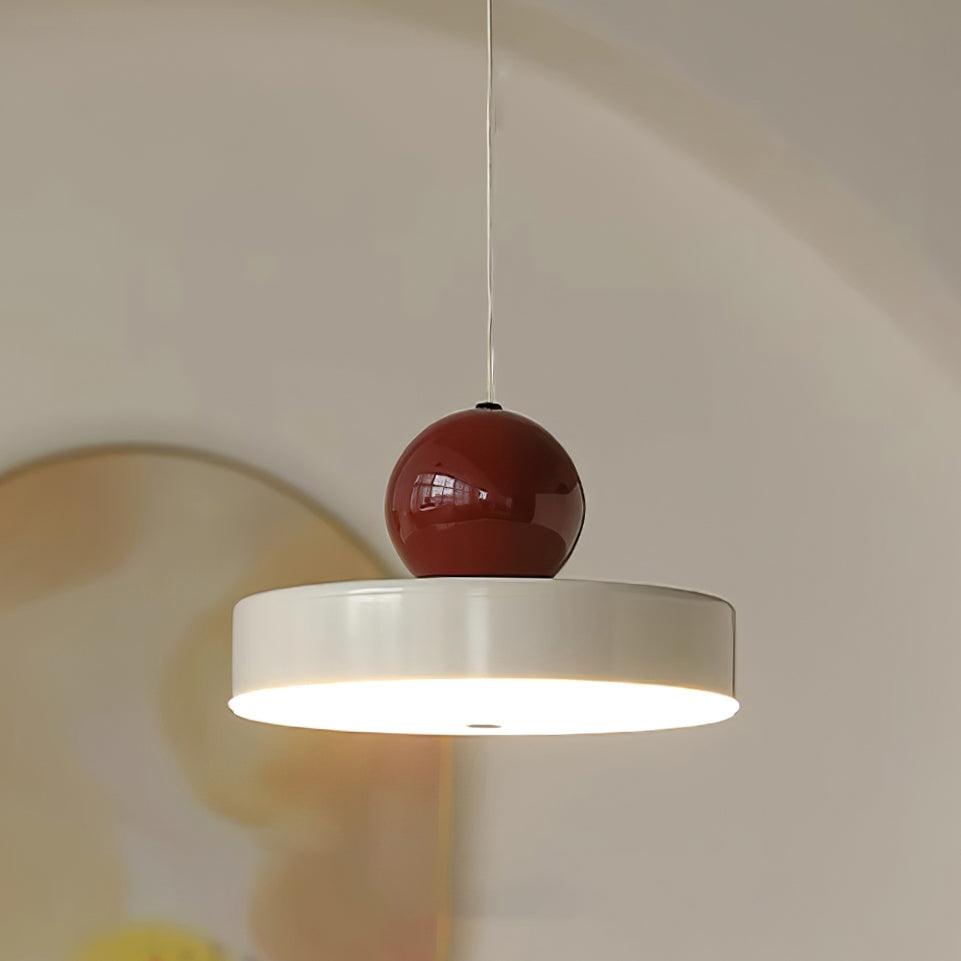 Lámpara colgante de metal roja con pantalla esférica moderna de acento esfera