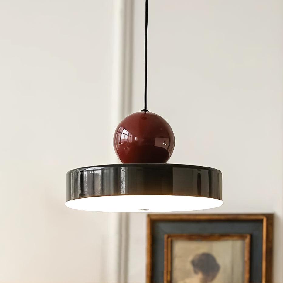 Lámpara colgante de metal roja con pantalla esférica moderna de acento esfera