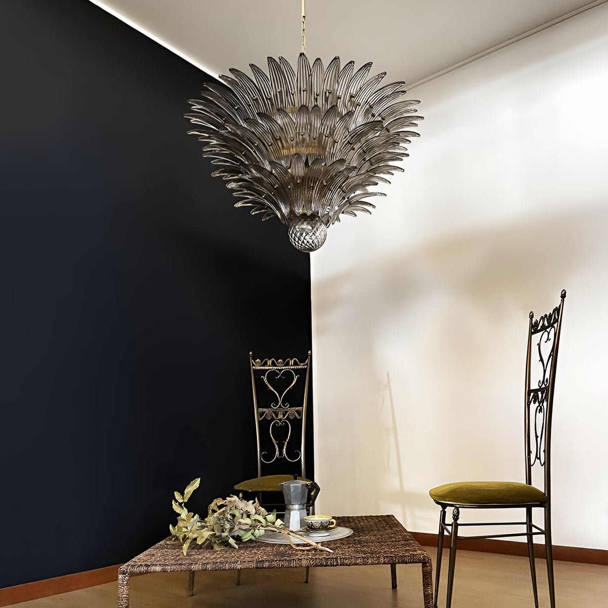 Eirivelle lámpara de araña Murano vidrio hoja de palma escalonada