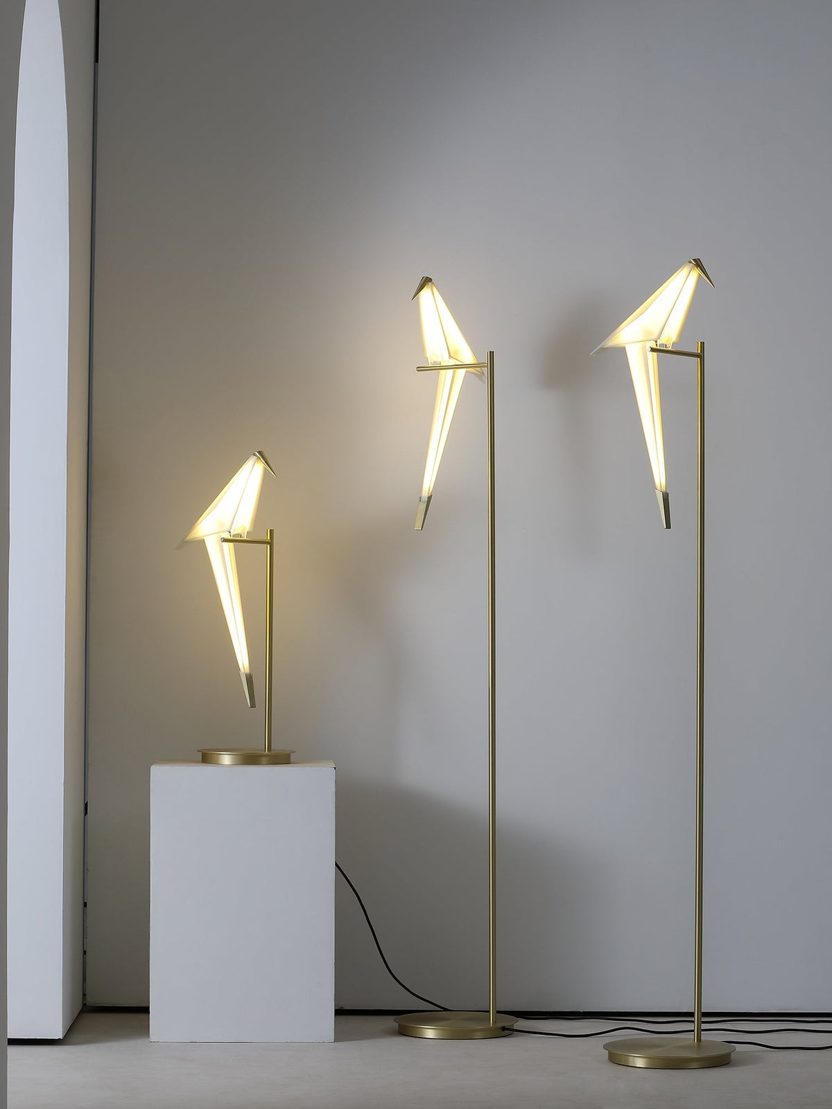 Kaelora lámpara de mesa contemporánea