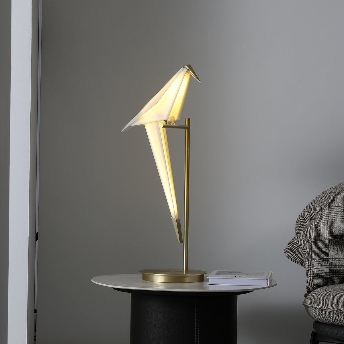 Kaelora lámpara de mesa contemporánea