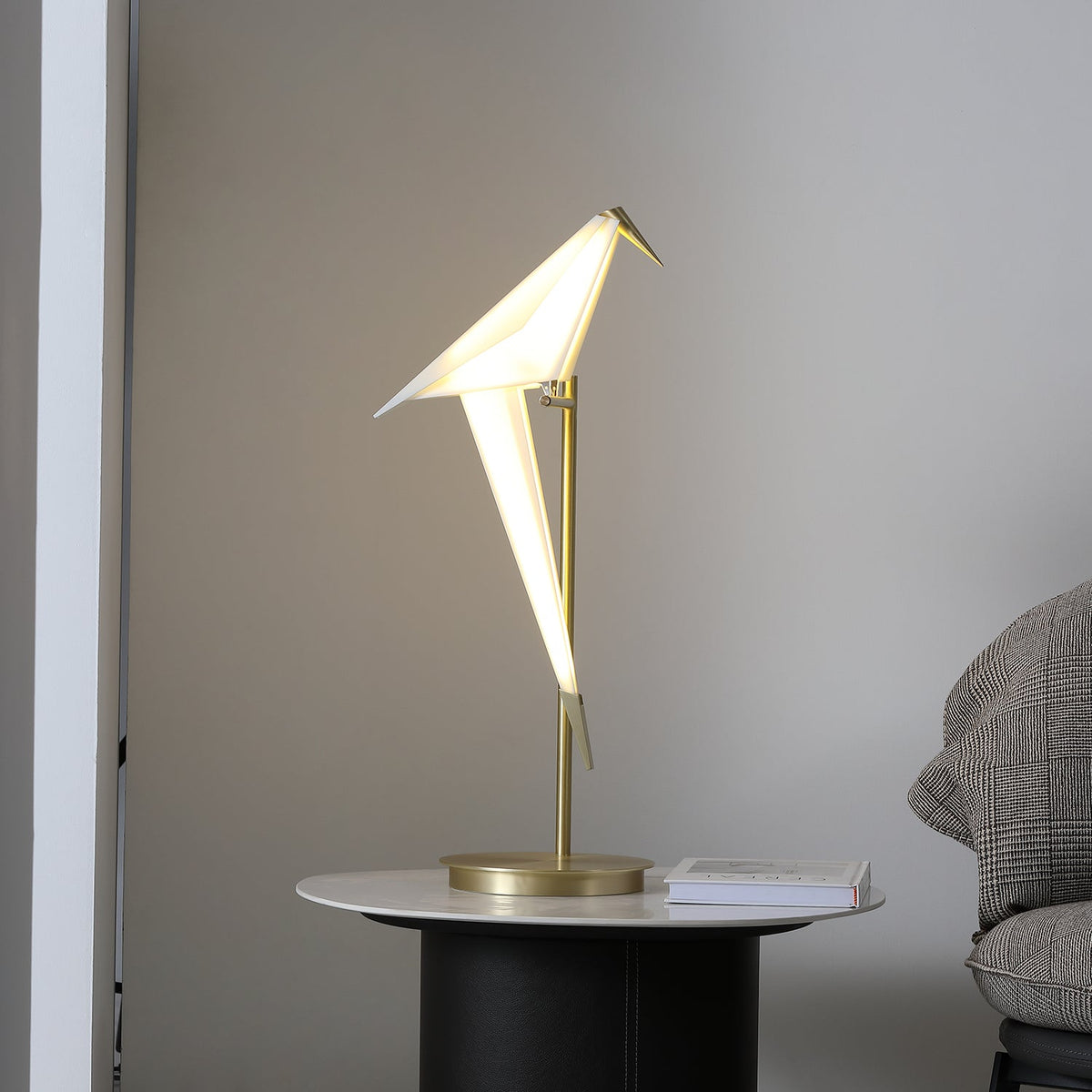 Kaelora lámpara de mesa contemporánea