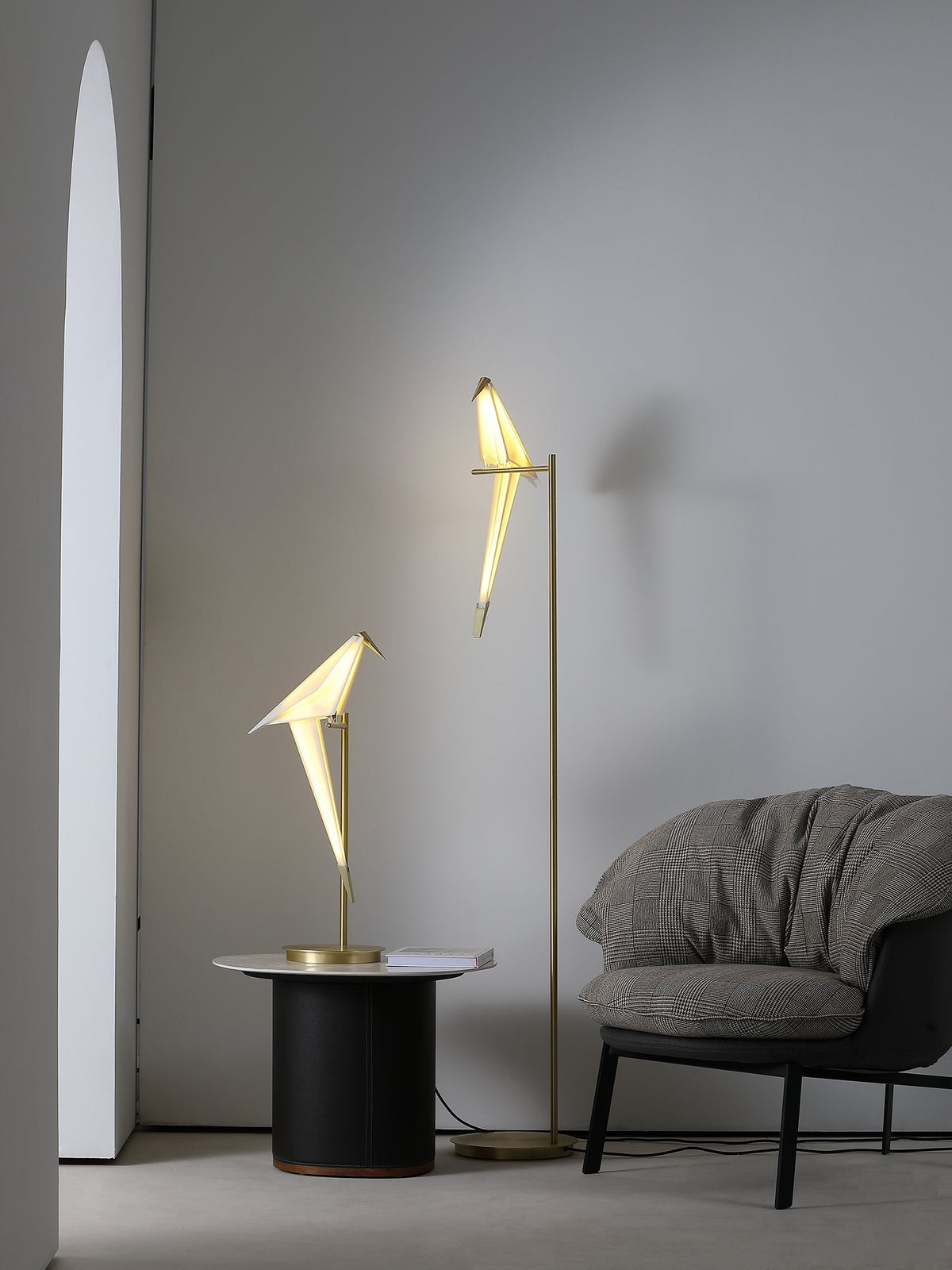 Kaelora lámpara de mesa contemporánea