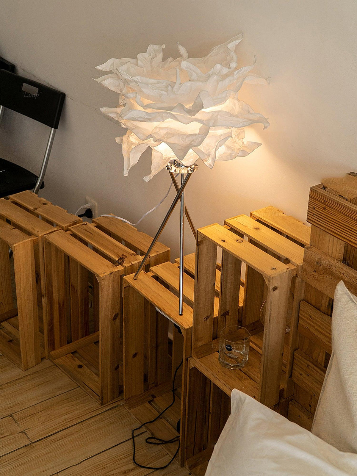 Lámpara de mesa moderna de papel Peony