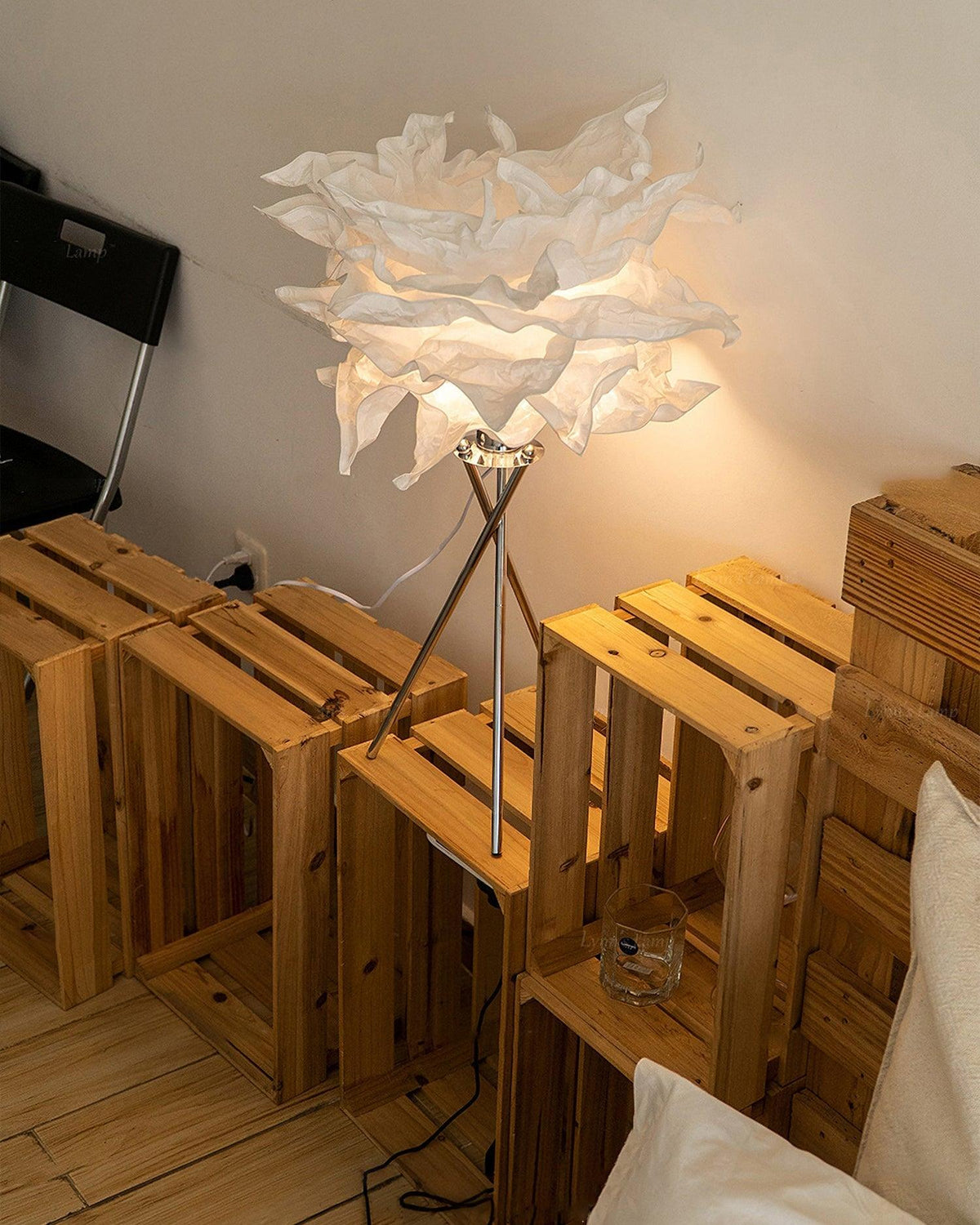 Lámpara de mesa moderna de papel Peony
