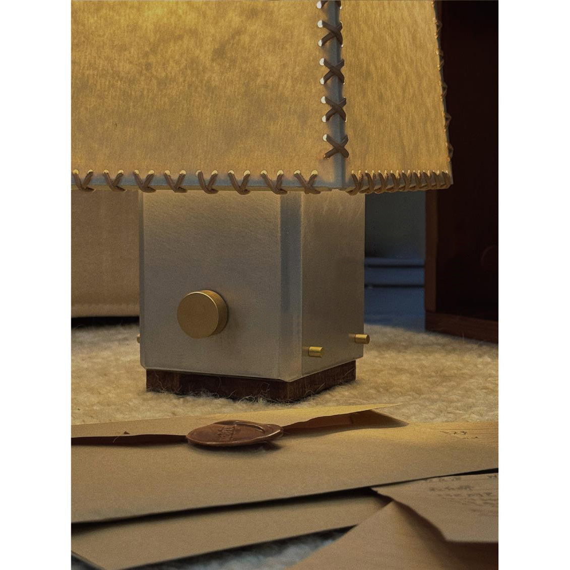 Stitcher lámpara de mesa