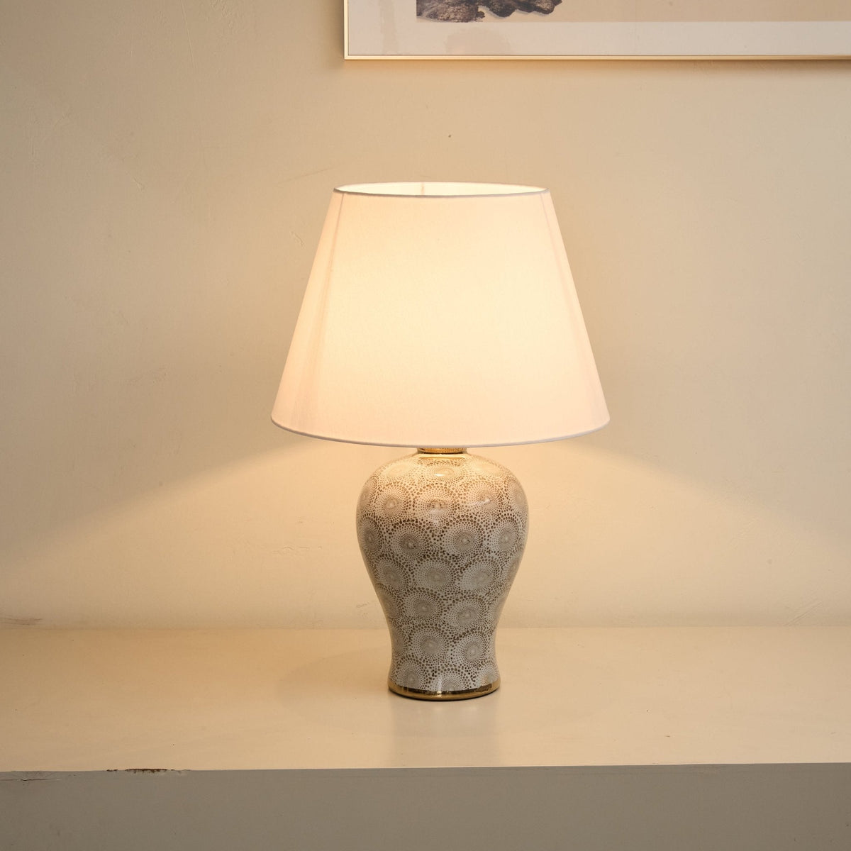 Patterned lámpara de mesa de cerámica con patrón