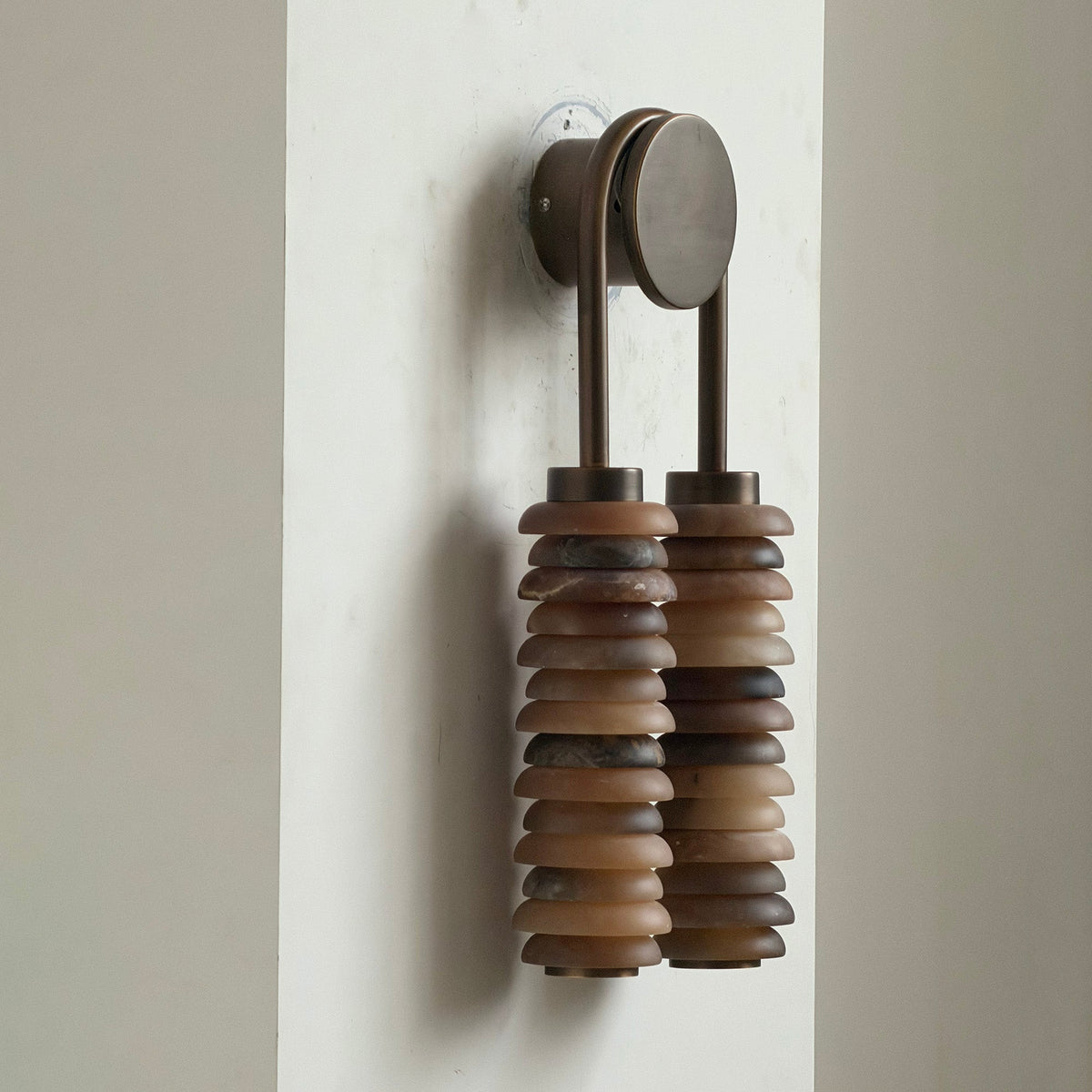 Cyralyn aplique de pared