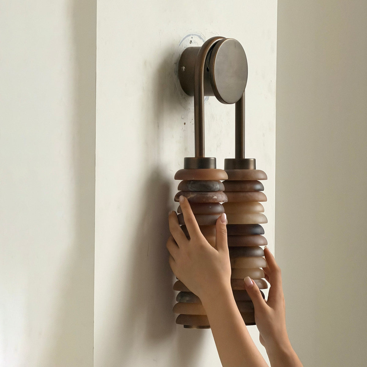 Cyralyn aplique de pared