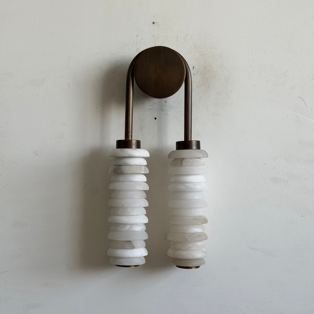 Cyralyn aplique de pared