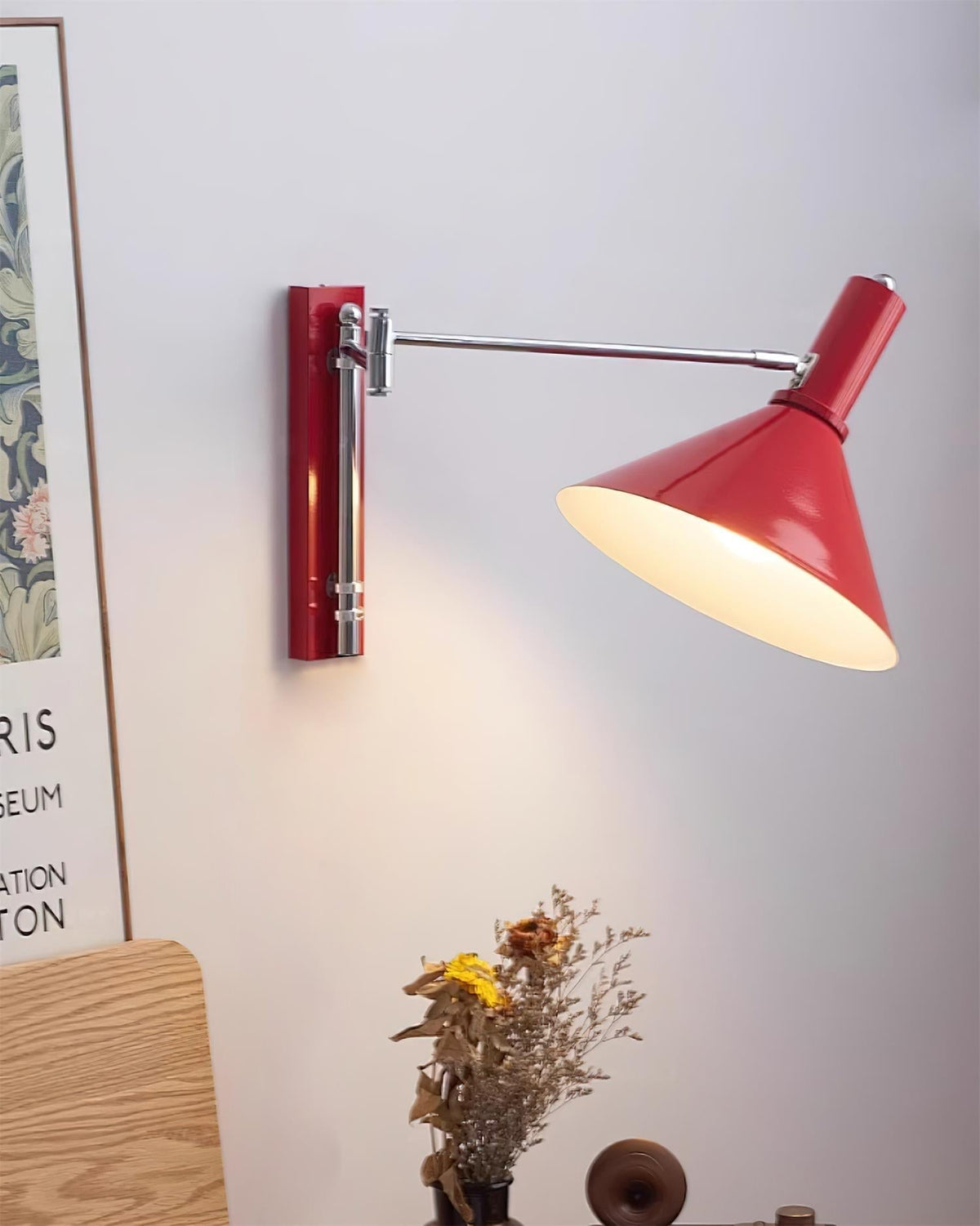 Lámpara de Pared Moderna con Brazo Metálico Ajustable y Pantalla Roja, Lámpara de Lectura