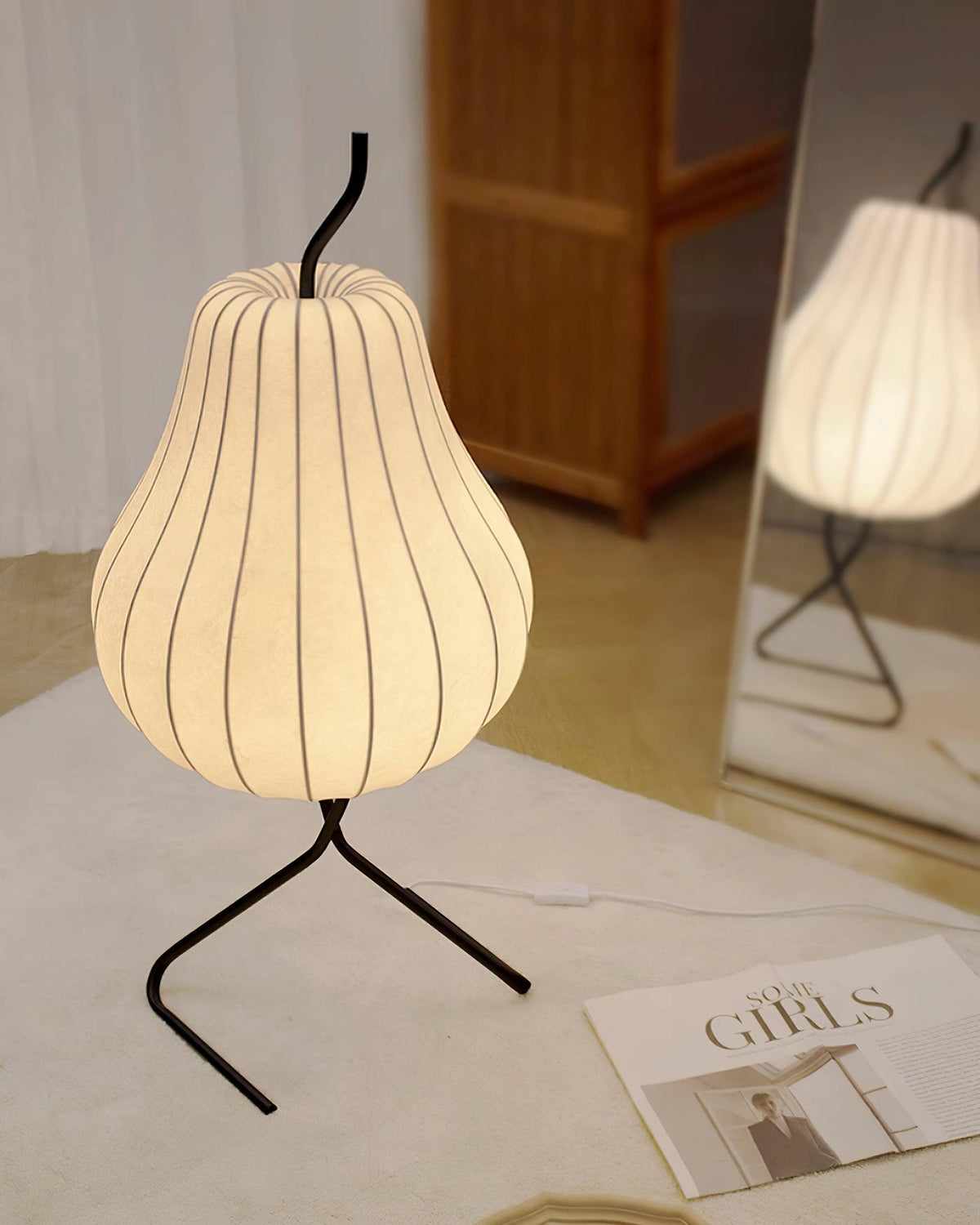 Calerielle lámpara de pie minimalista en forma de pera