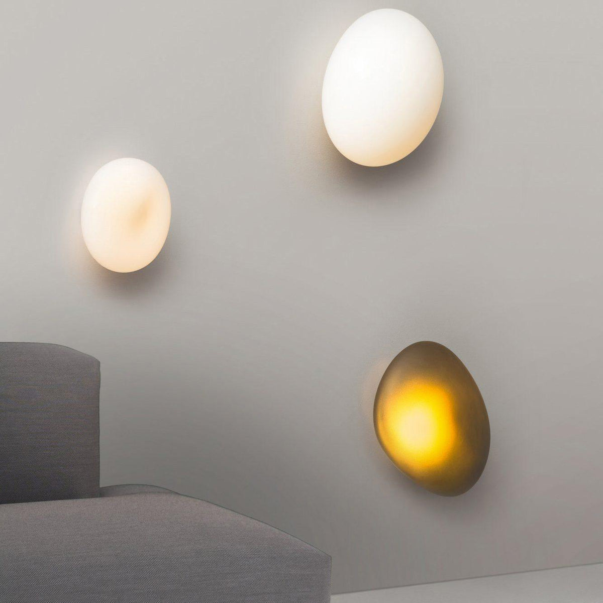 Eirinina aplique de pared con vidrio