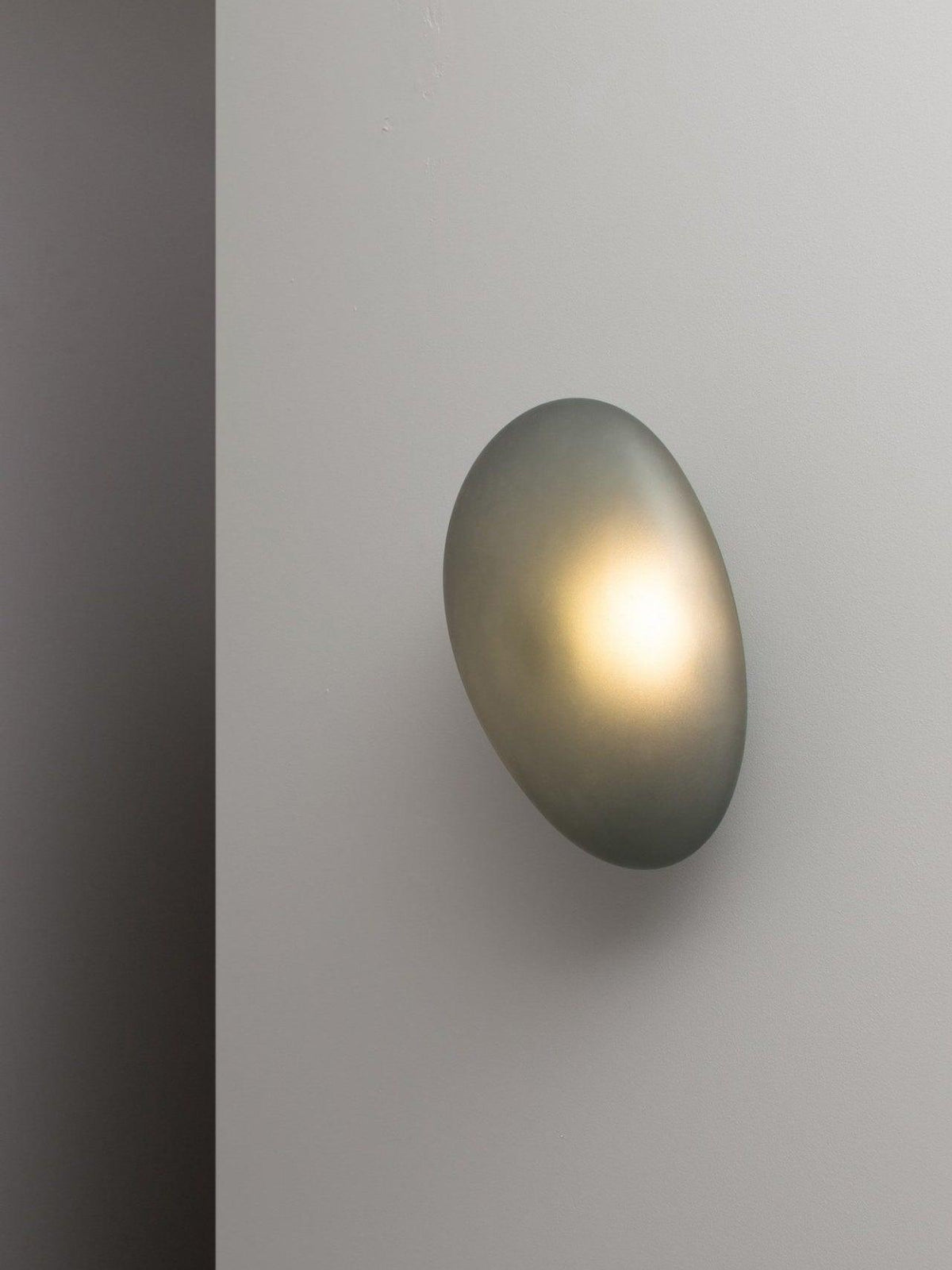 Eirinina aplique de pared con vidrio