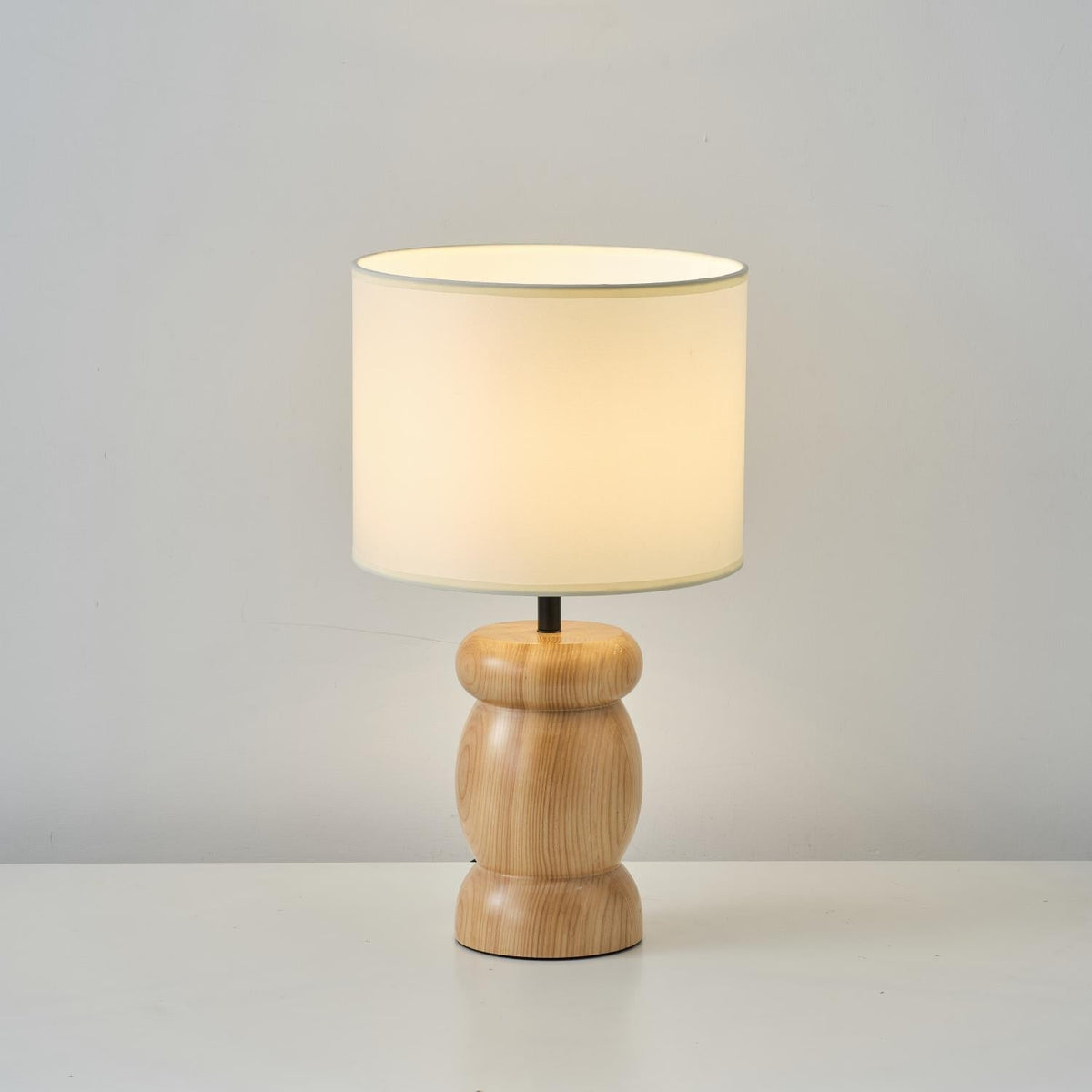 Beadon lámpara de mesa de madera