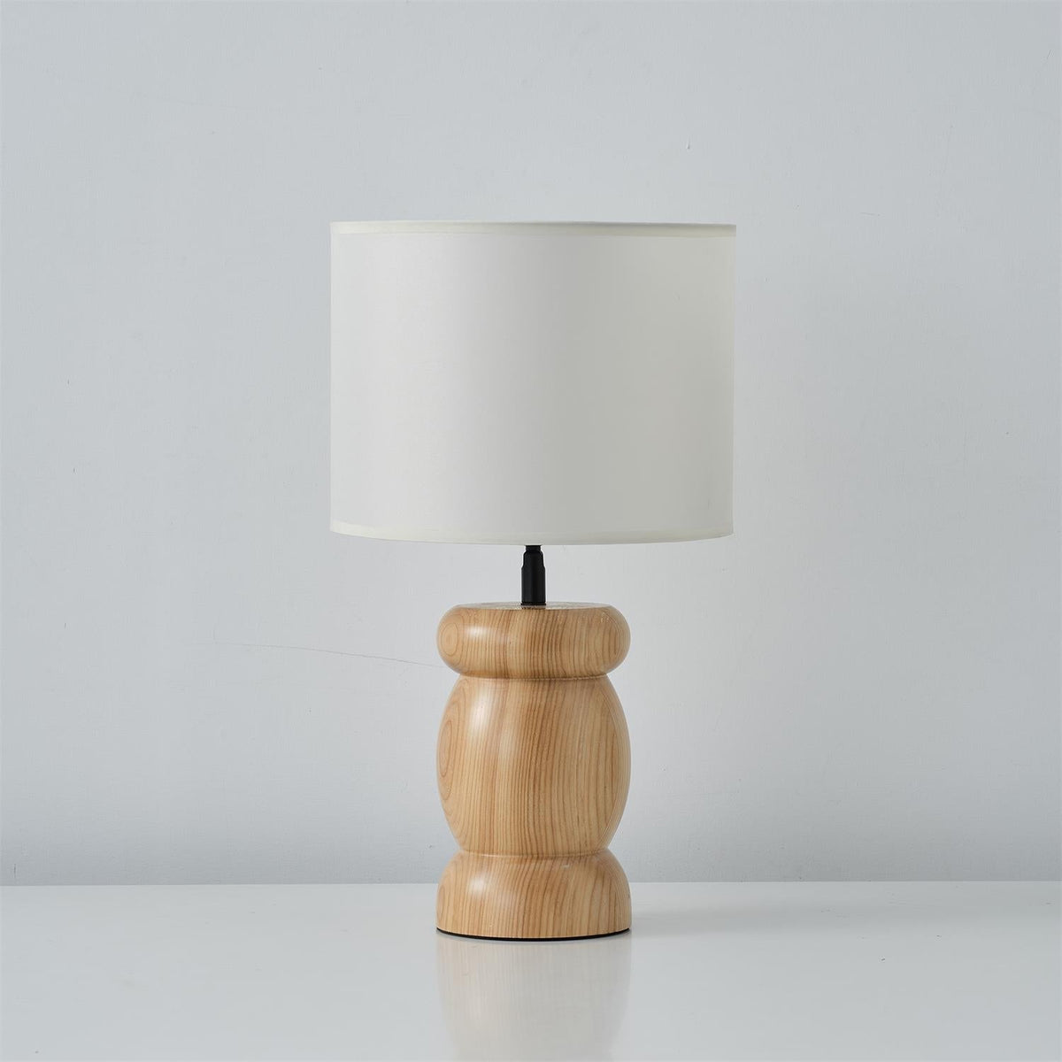 Beadon lámpara de mesa de madera