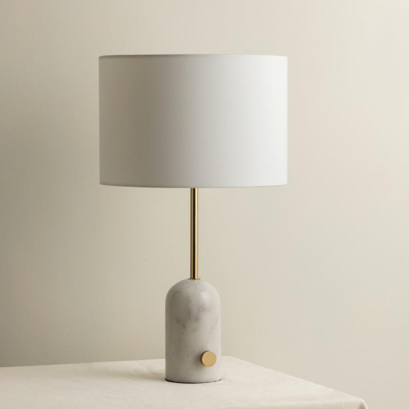 Movo lámpara de mesa