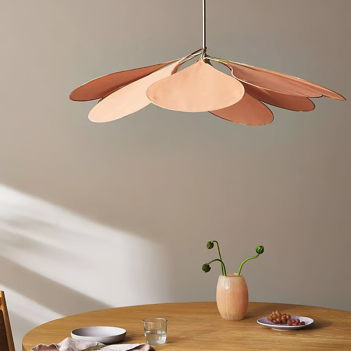 Sothyn lámpara colgante con pantalla floral de tejido