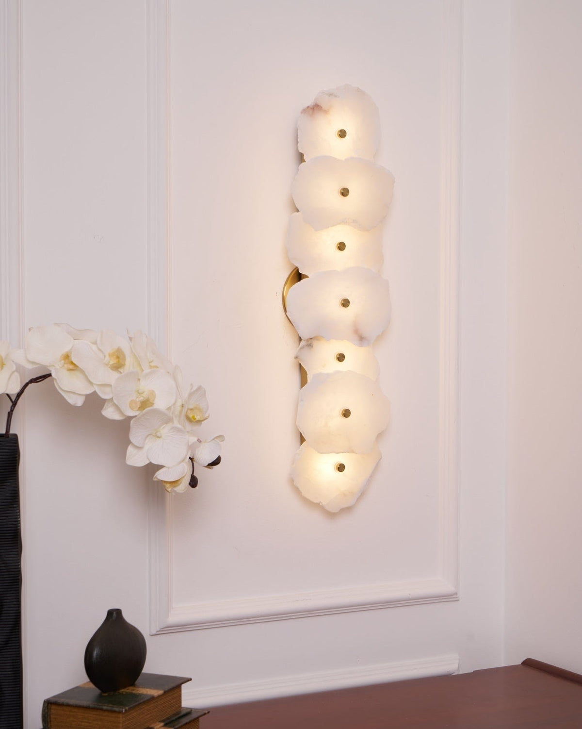 Alaeila aplique de pared Floral Cluster alabastro