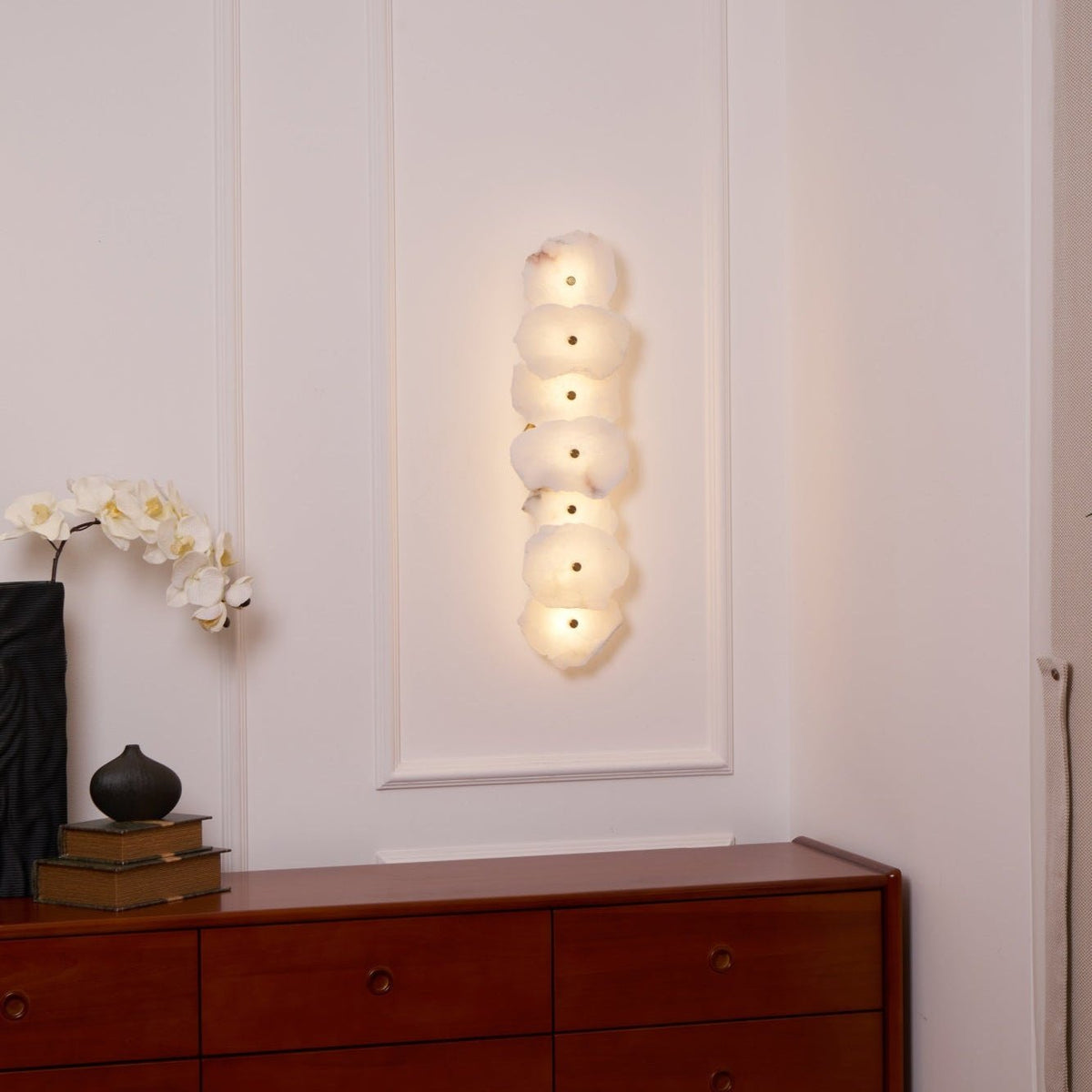 Alaeila aplique de pared Floral Cluster alabastro
