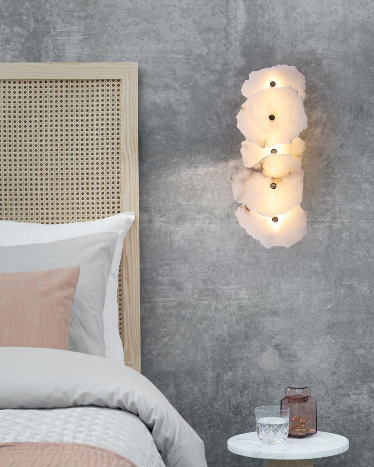 Alaeila aplique de pared Floral Cluster alabastro