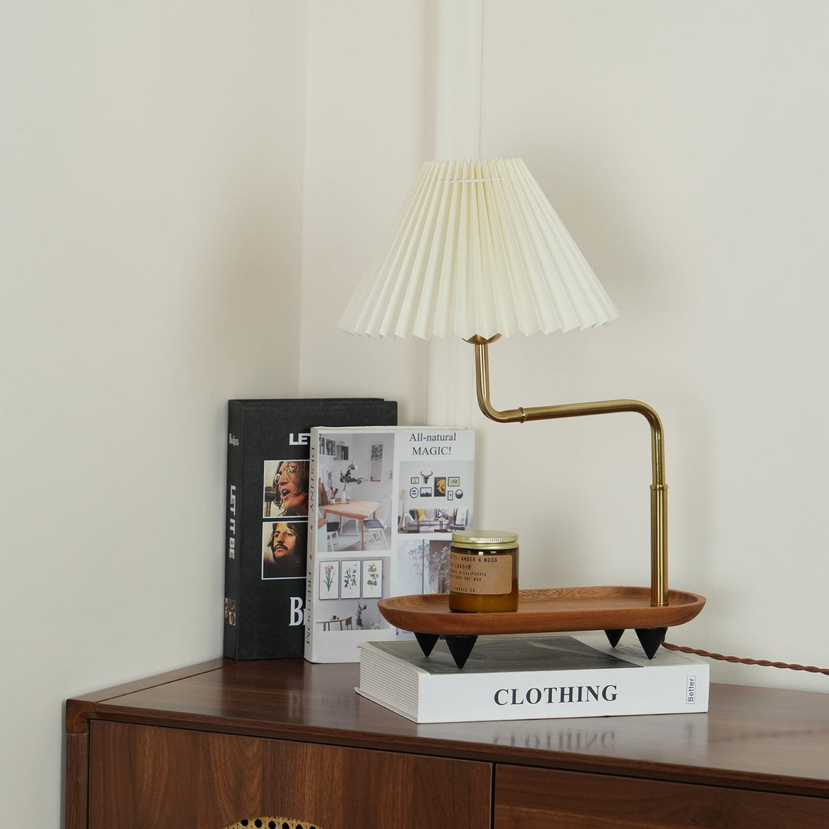 Rinenina lámpara de mesa de madera y tejido vintage