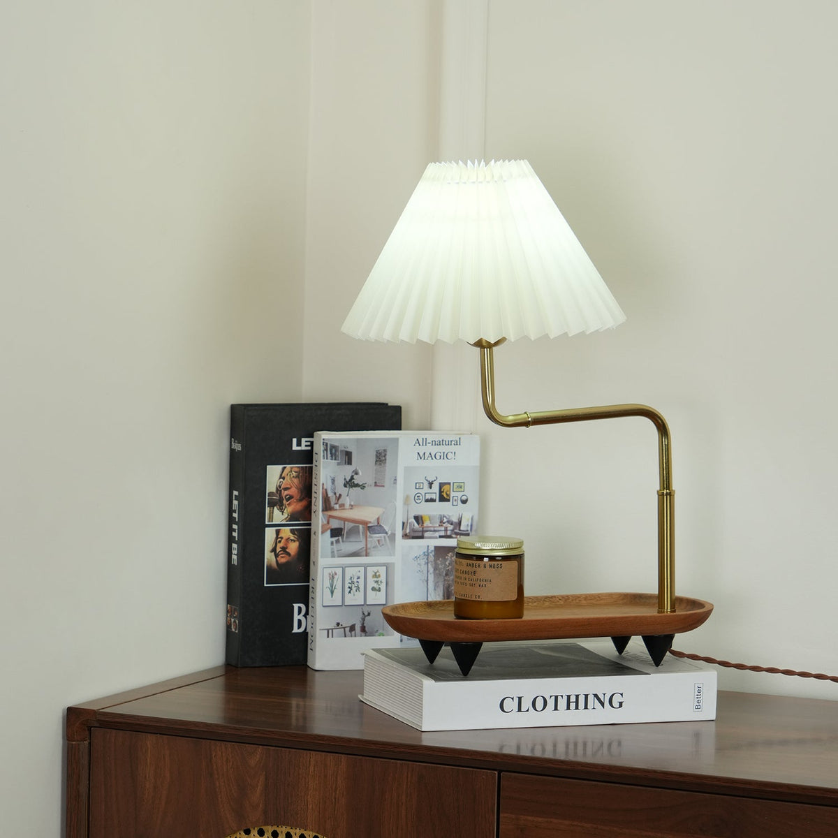 Rinenina lámpara de mesa de madera y tejido vintage