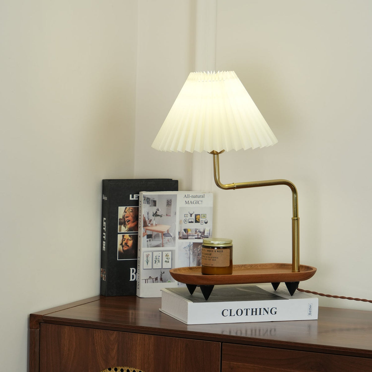 Rinenina lámpara de mesa de madera y tejido vintage