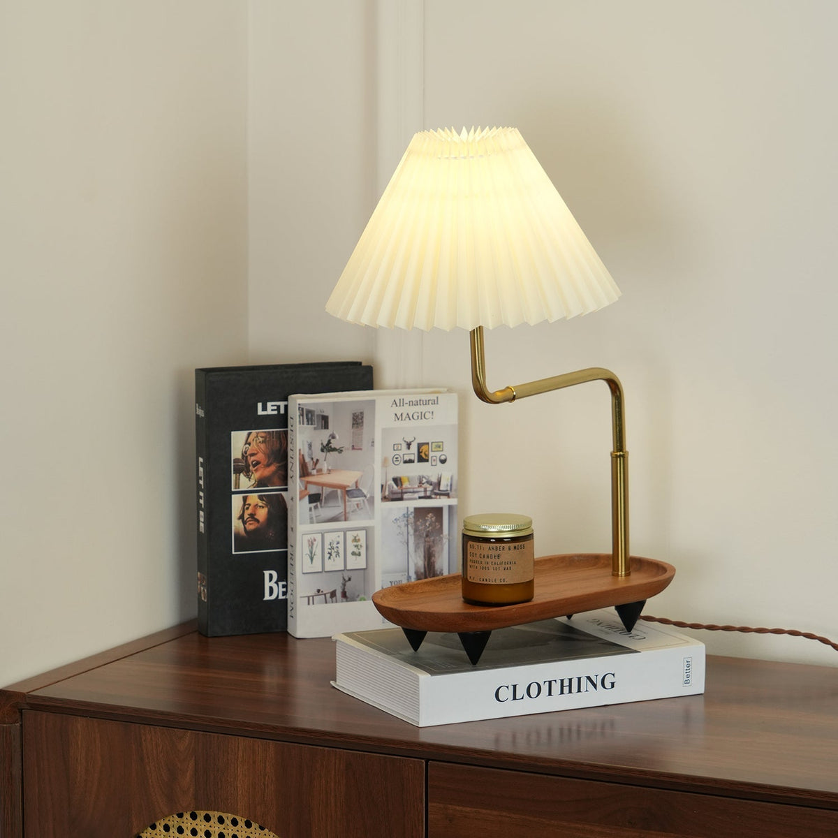 Rinenina lámpara de mesa de madera y tejido vintage