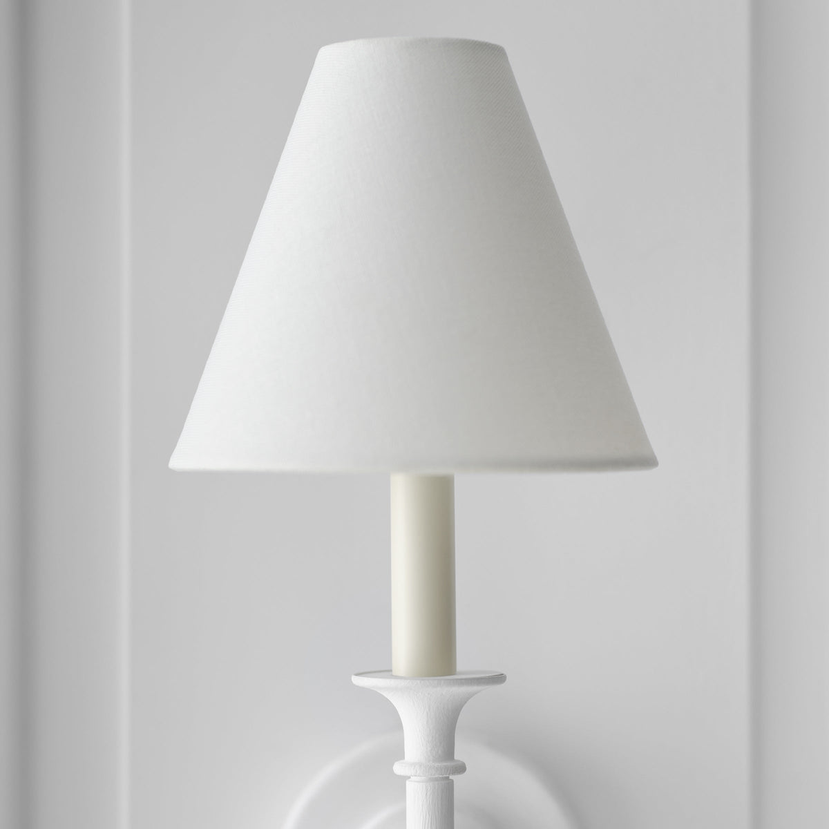 Silva Lámpara de Pared Vintage de Tela con Brazo de Negro/Blanco/Látón